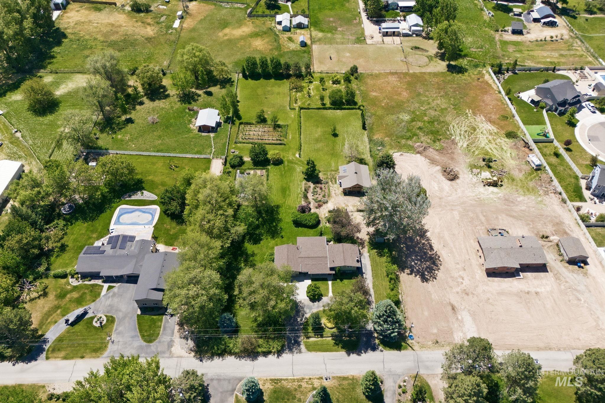 9409 W Burnett Dr, Boise, Idaho 83709, 4 Bedrooms, 2 Bathrooms, Residential For Sale, Price $1,050,000, 98987147