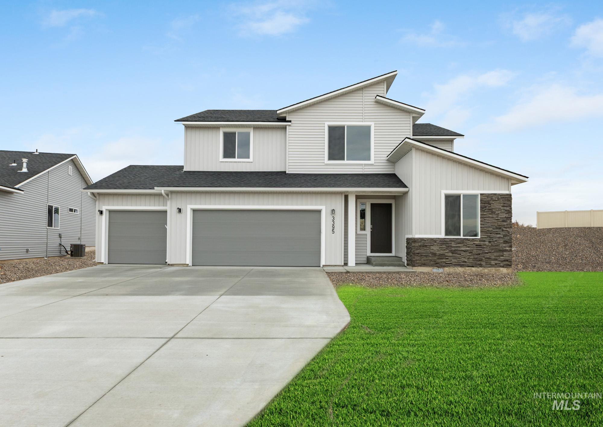 422 Oliver St, Emmett, Idaho 83617, 4 Bedrooms, 2.5 Bathrooms, Residential For Sale, Price $449,990, 98987149