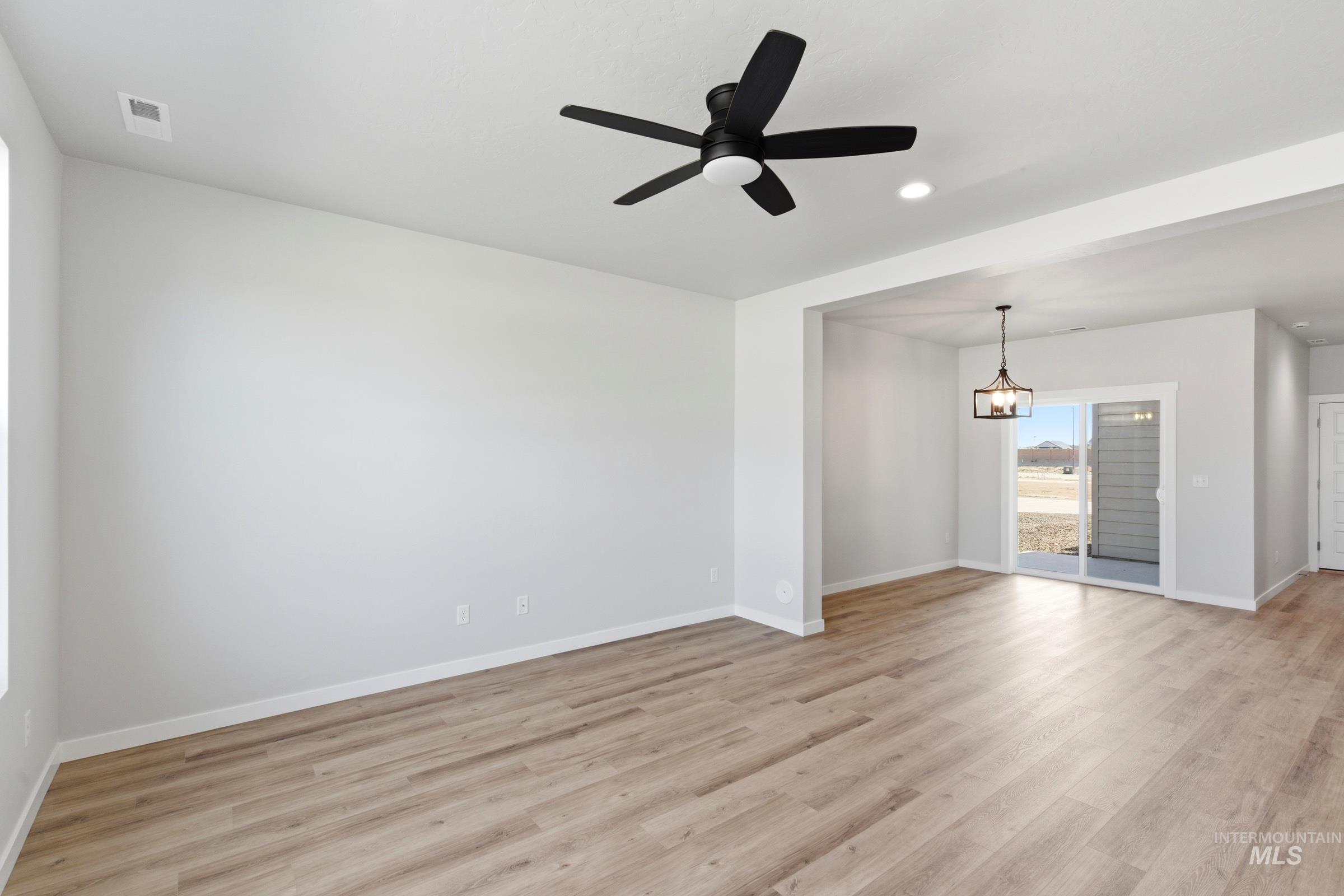 4254 N Camp Creek Ave, Meridian, Idaho 83646, 3 Bedrooms, 2.5 Bathrooms, Residential For Sale, Price $462,990, 98987152