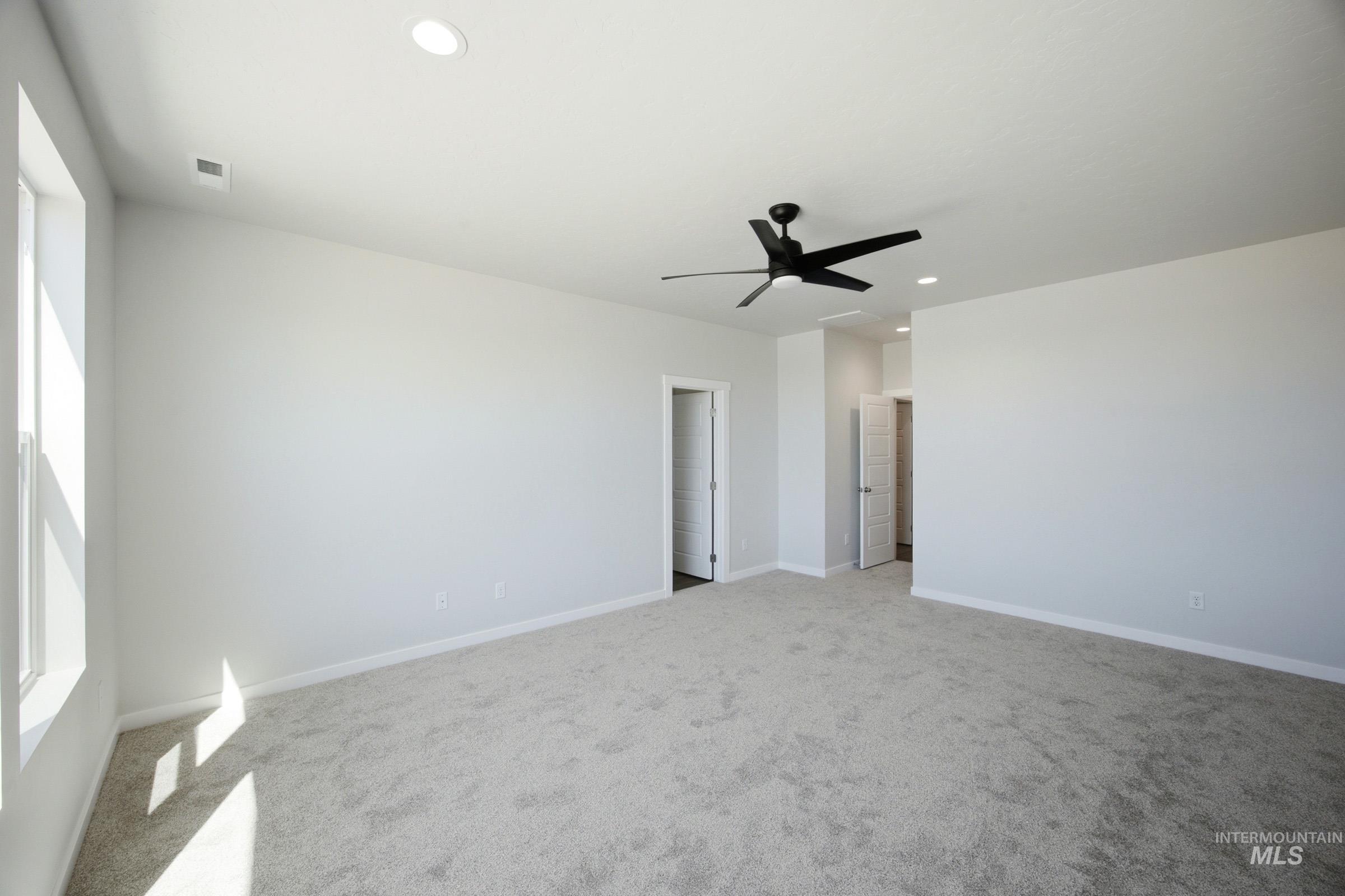 11846 W Snow Flower Dr, Star, Idaho 83669, 4 Bedrooms, 2 Bathrooms, Residential For Sale, Price $629,990, 98987154