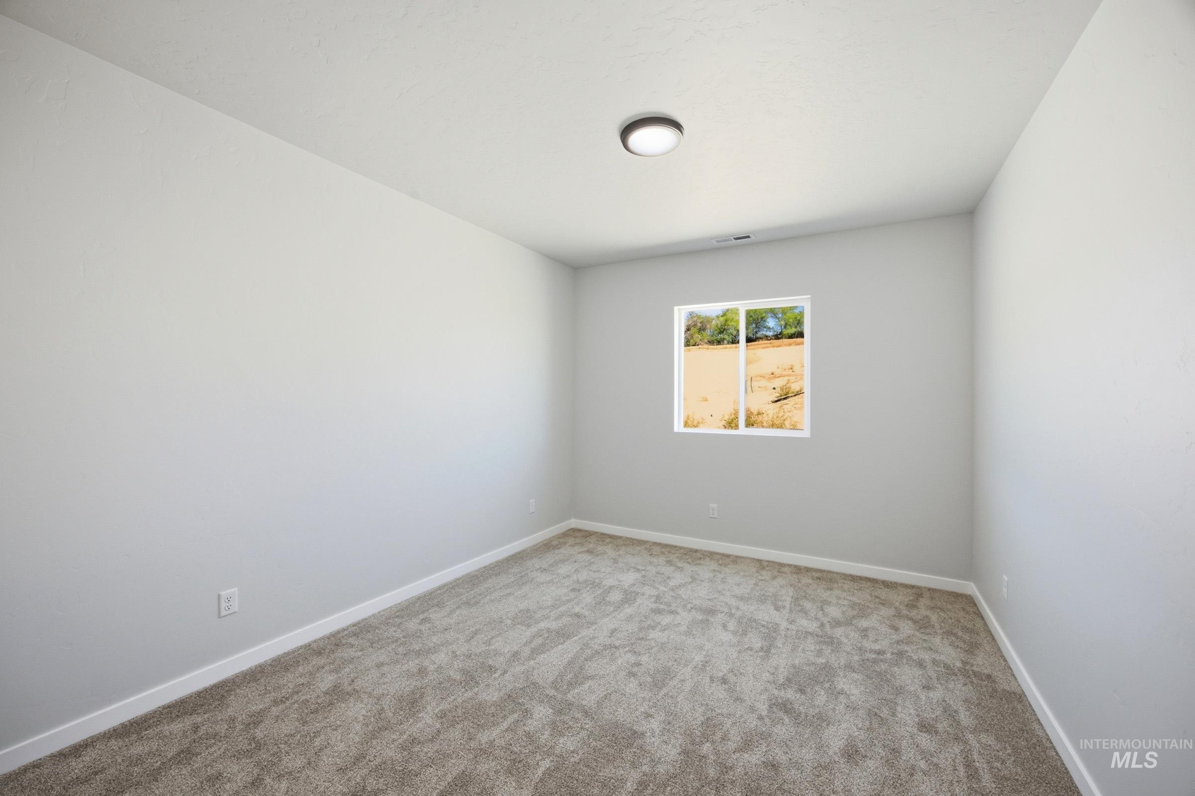 11846 W Snow Flower Dr, Star, Idaho 83669, 4 Bedrooms, 2 Bathrooms, Residential For Sale, Price $629,990, 98987154