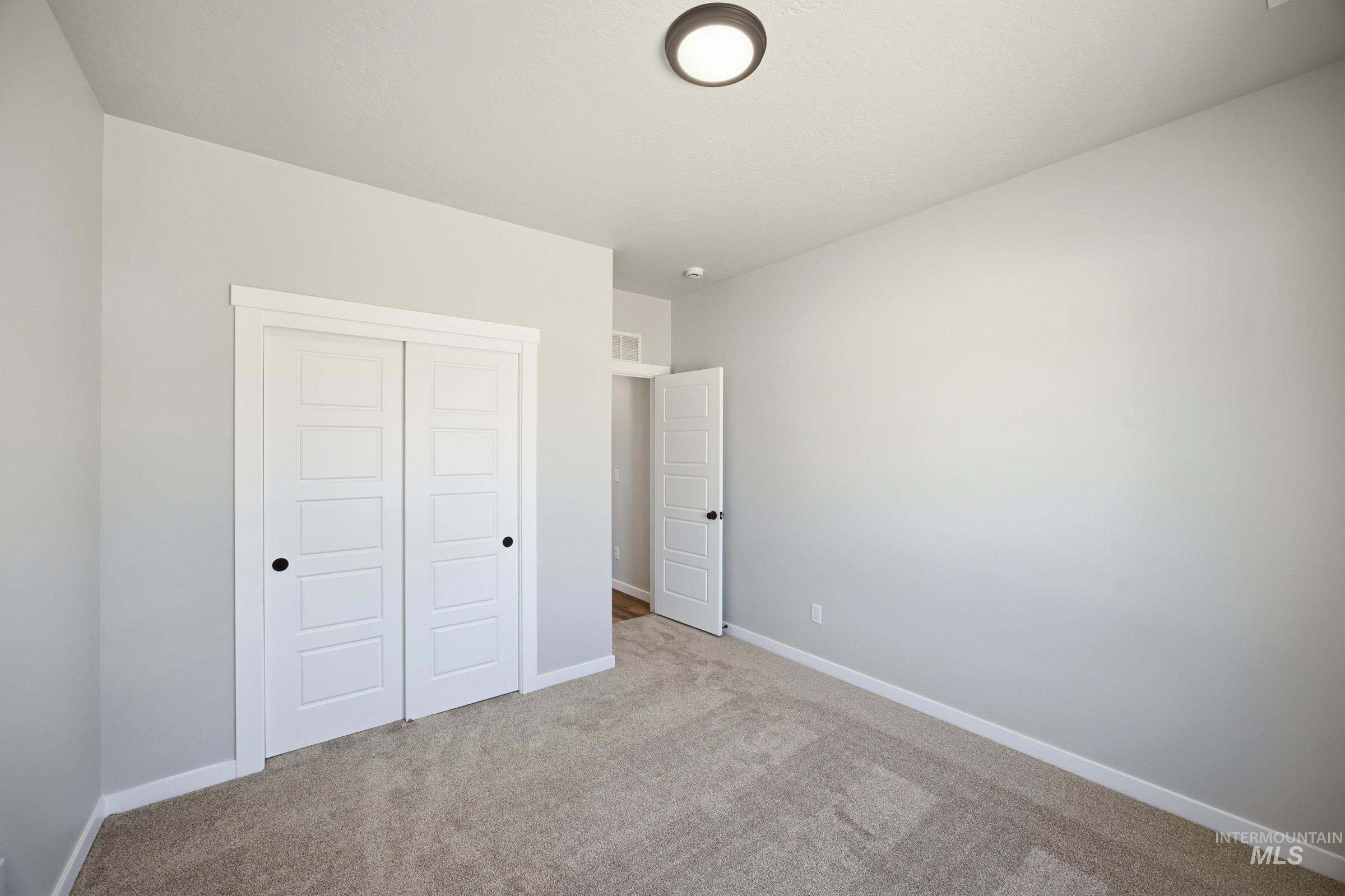 8286 E Cool River Lp, Nampa, Idaho 83687, 4 Bedrooms, 2 Bathrooms, Residential For Sale, Price $544,990, 98987156