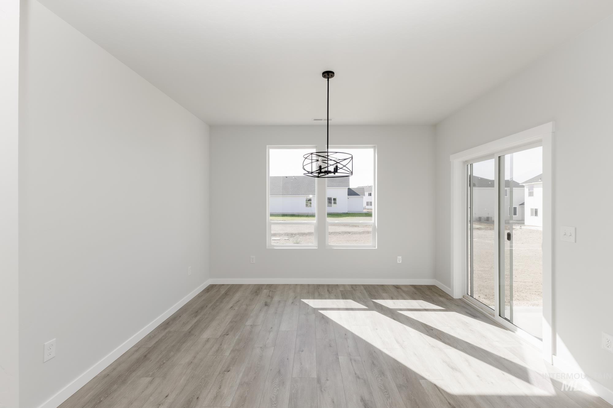 8286 E Cool River Lp, Nampa, Idaho 83687, 4 Bedrooms, 2 Bathrooms, Residential For Sale, Price $544,990, 98987156
