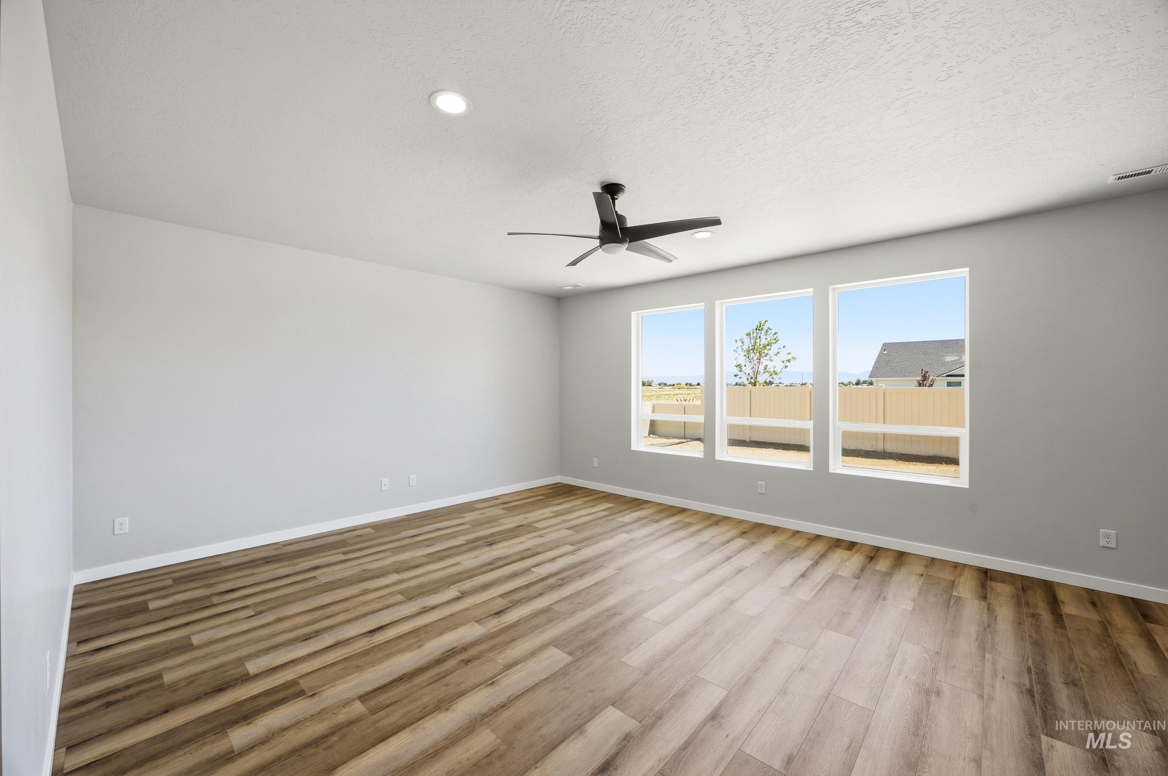 8286 E Cool River Lp, Nampa, Idaho 83687, 4 Bedrooms, 2 Bathrooms, Residential For Sale, Price $544,990, 98987156
