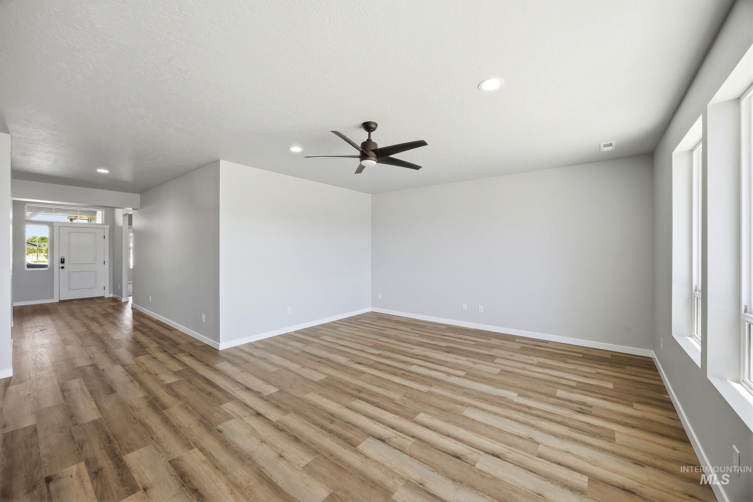 8286 E Cool River Lp, Nampa, Idaho 83687, 4 Bedrooms, 2 Bathrooms, Residential For Sale, Price $544,990, 98987156