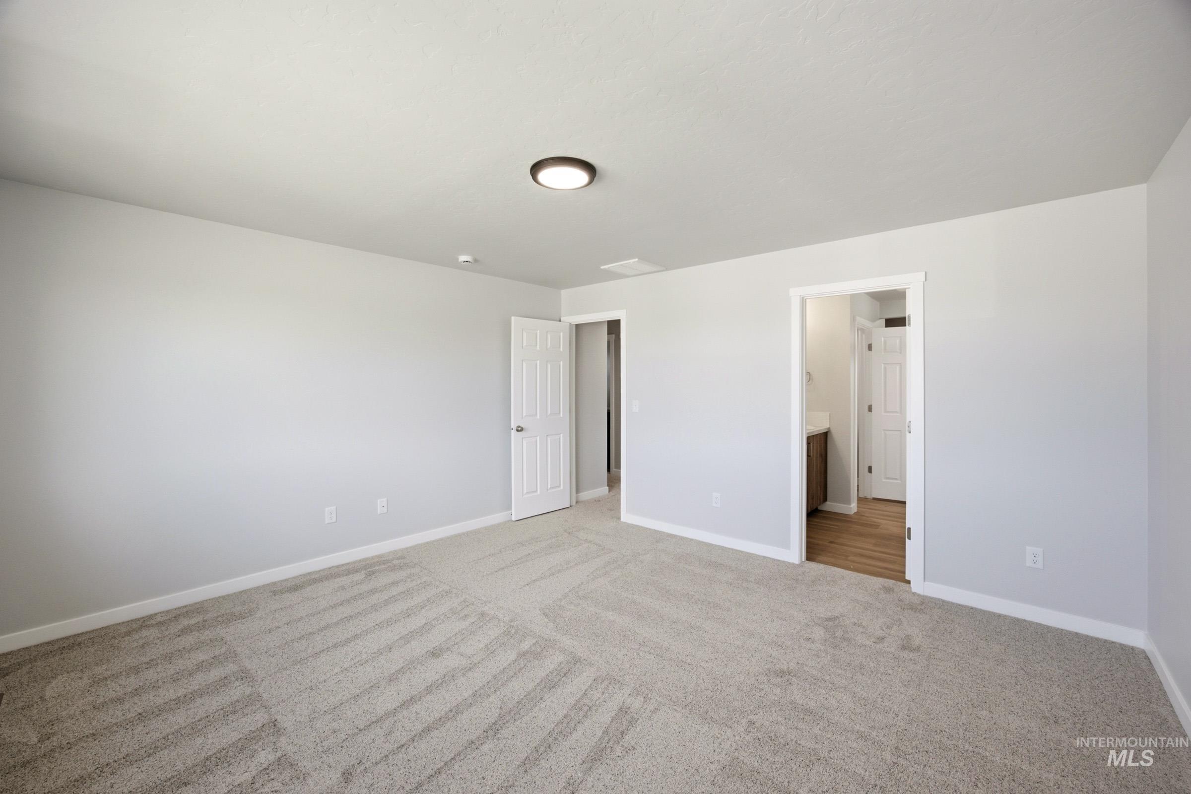 7139 E Marble Springs Dr, Nampa, Idaho 83687, 4 Bedrooms, 2.5 Bathrooms, Residential For Sale, Price $544,990, 98987160