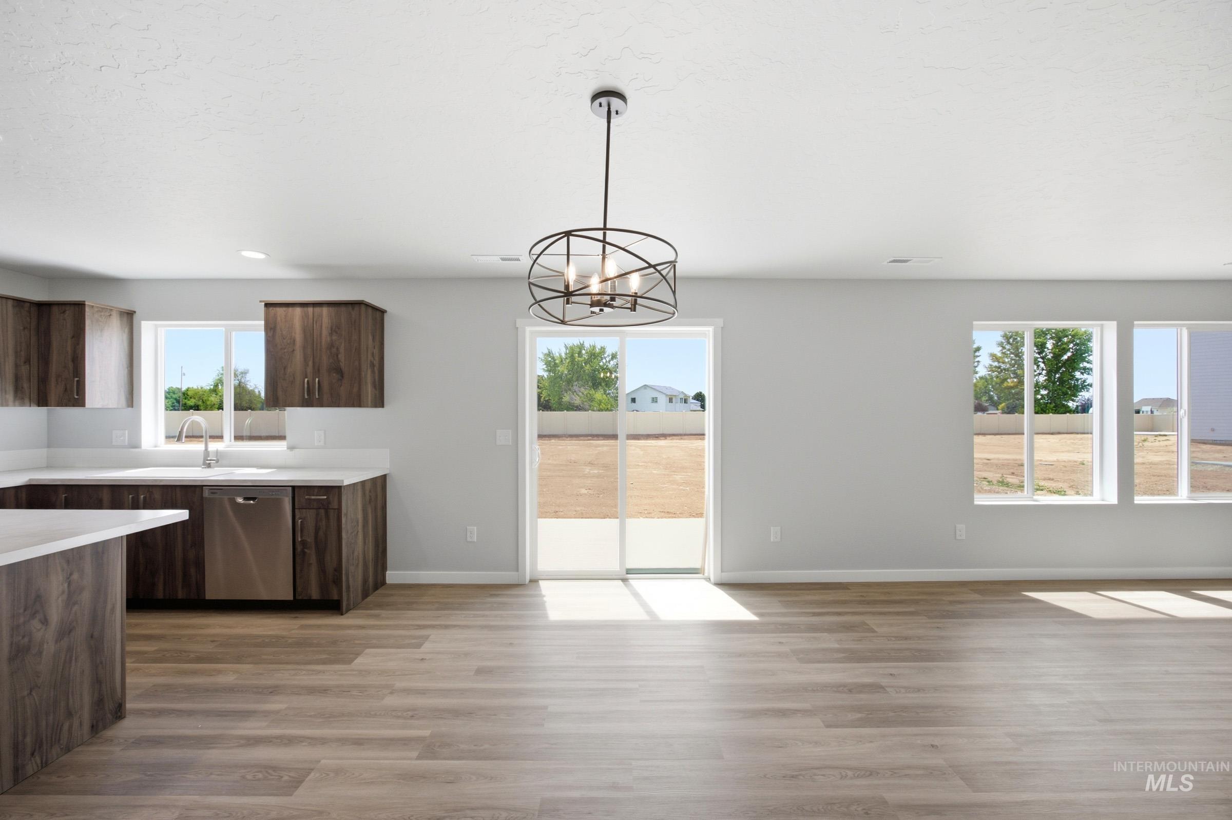 7139 E Marble Springs Dr, Nampa, Idaho 83687, 4 Bedrooms, 2.5 Bathrooms, Residential For Sale, Price $544,990, 98987160