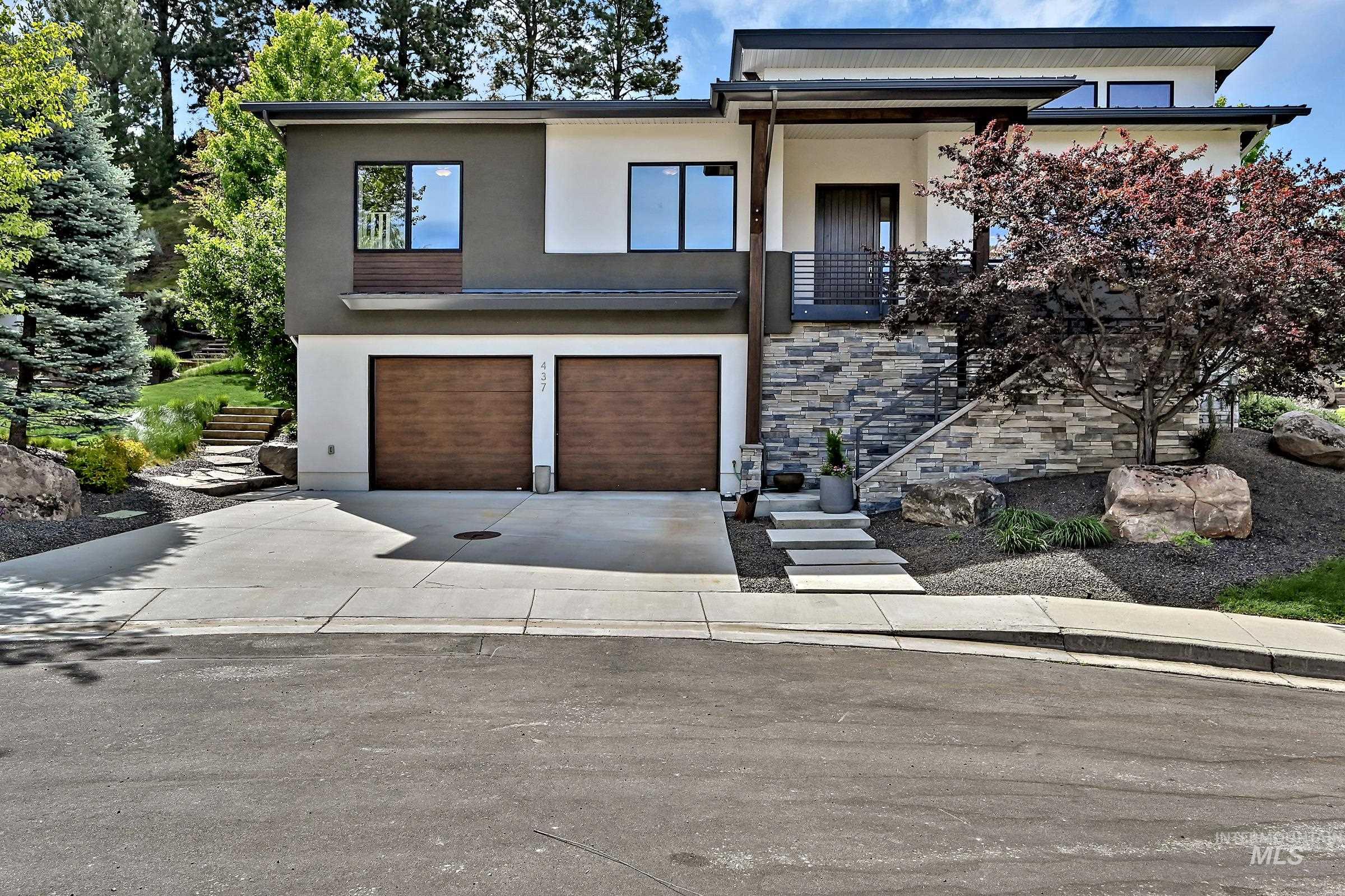 437 E Cave, Boise, Idaho 83709, 4 Bedrooms, 3 Bathrooms, Residential For Sale, Price $1,435,000,MLS 98987163