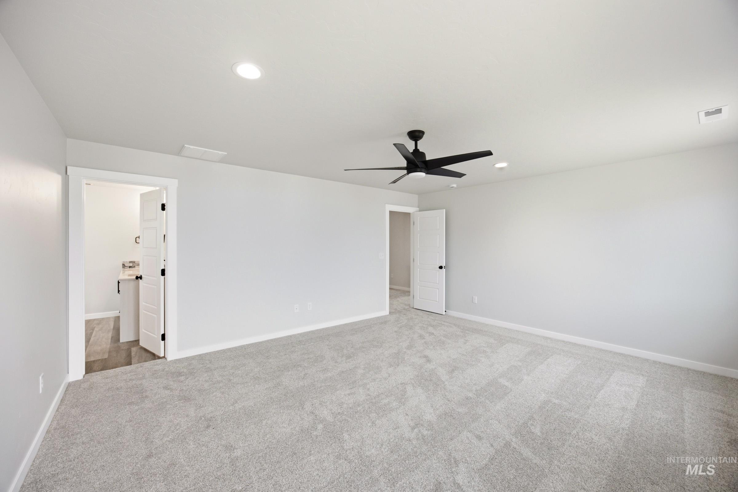 4238 E Rincon Dr, Meridian, Idaho 83642, 5 Bedrooms, 2.5 Bathrooms, Residential For Sale, Price $654,990, 98987167