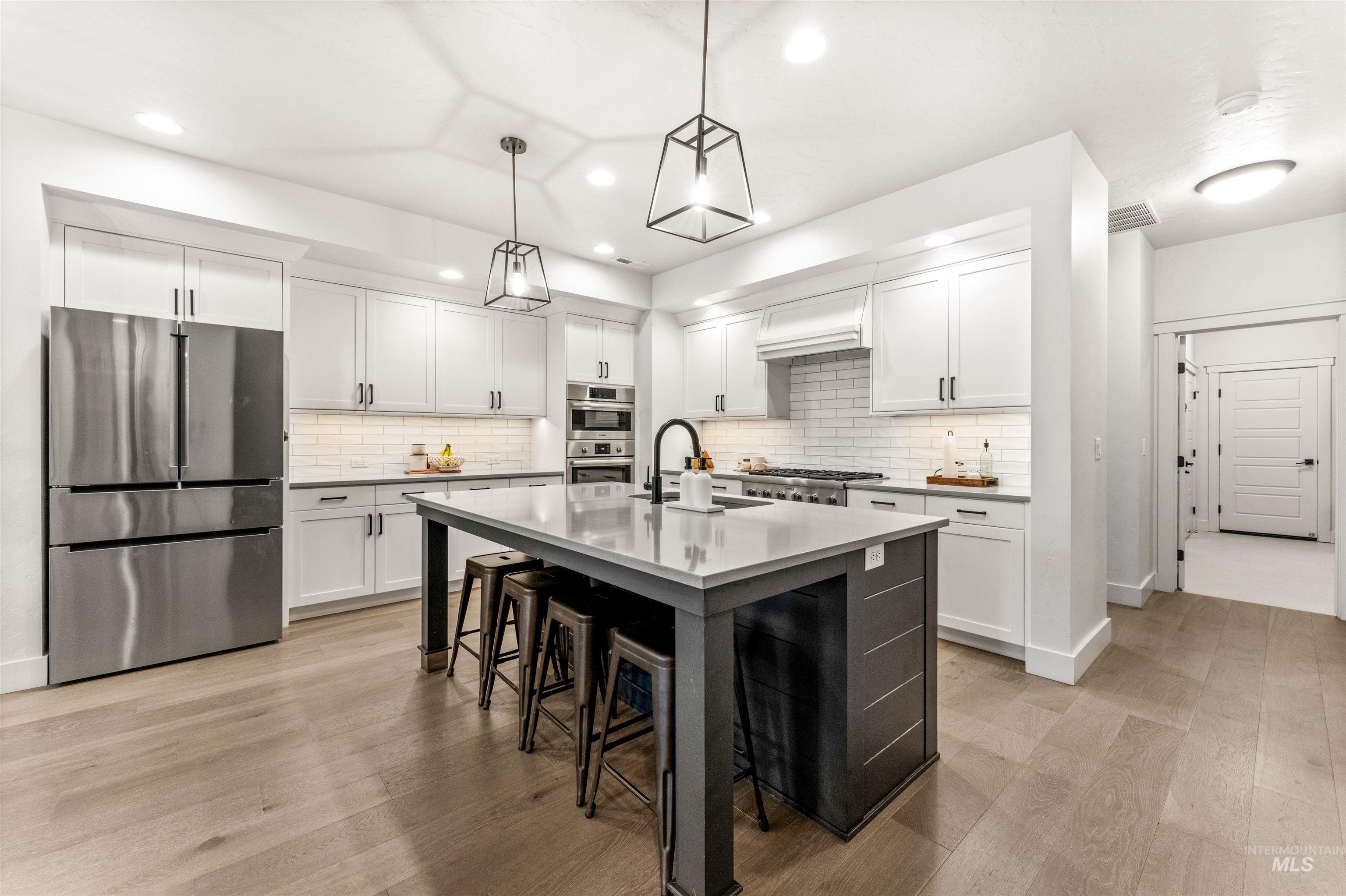 4471 E Parkcenter Blvd, Boise, Idaho 83716, 4 Bedrooms, 2.5 Bathrooms, Residential For Sale, Price $720,000,MLS 98987168