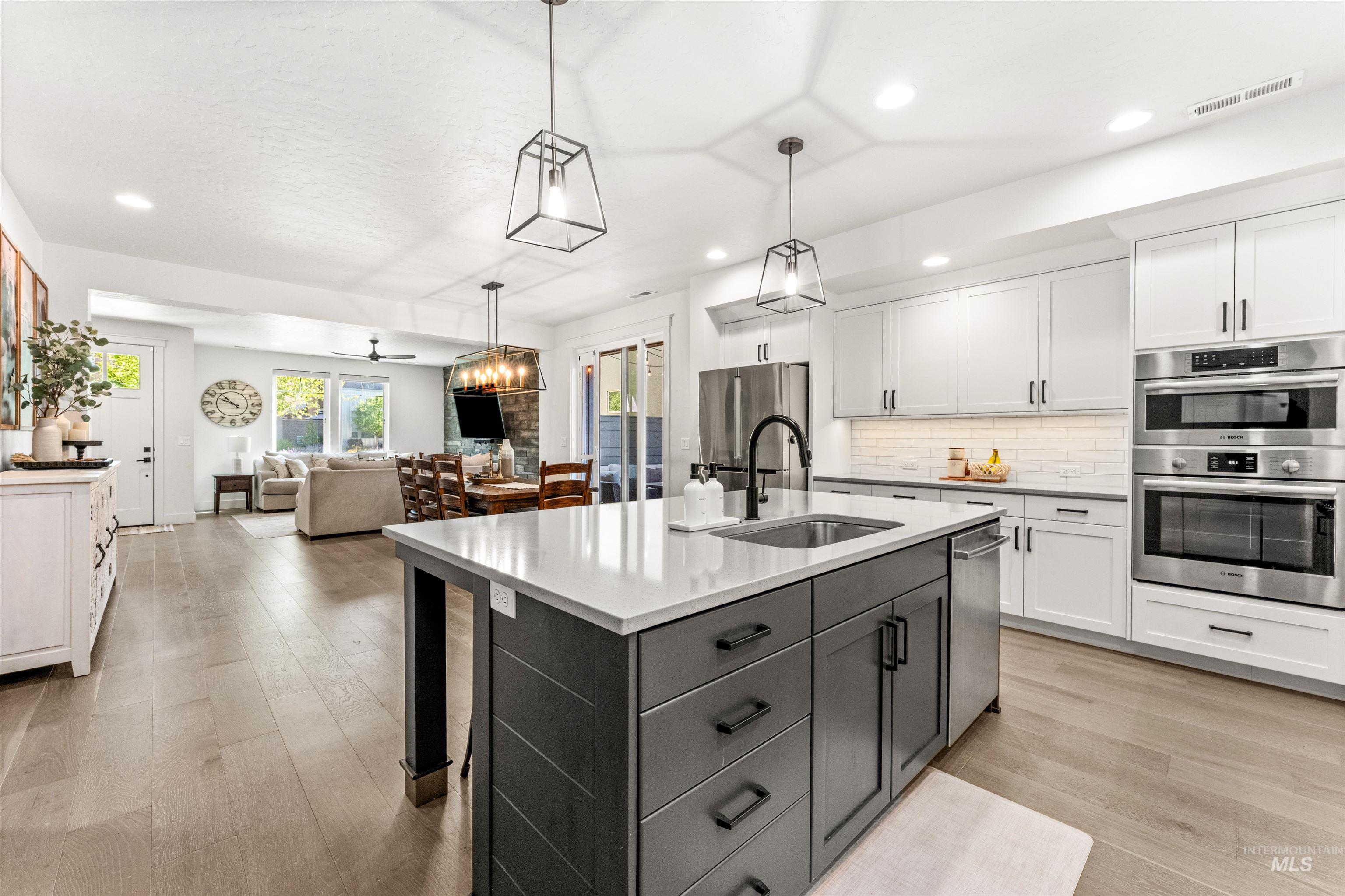4471 E Parkcenter Blvd, Boise, Idaho 83716, 4 Bedrooms, 2.5 Bathrooms, Residential For Sale, Price $720,000,MLS 98987168