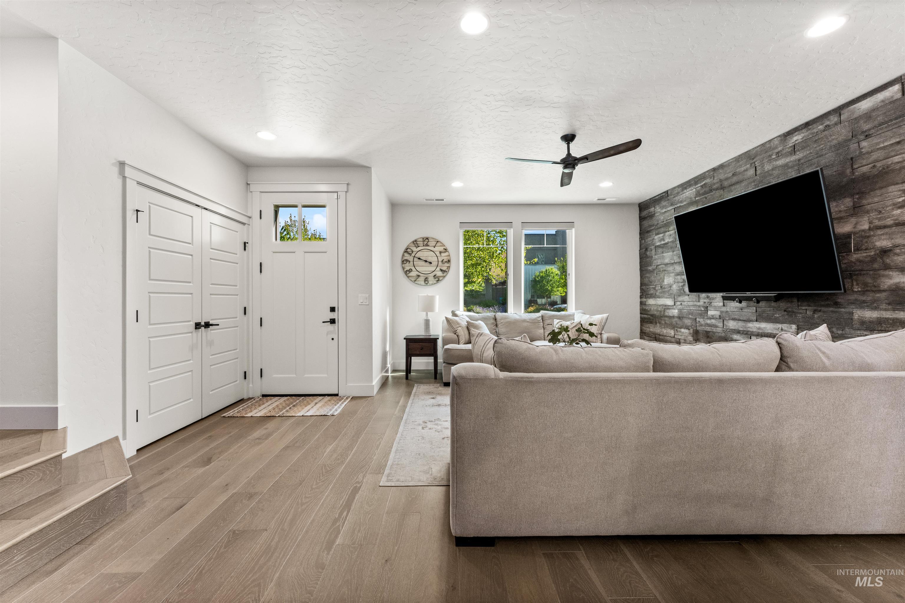 4471 E Parkcenter Blvd, Boise, Idaho 83716, 4 Bedrooms, 2.5 Bathrooms, Residential For Sale, Price $720,000,MLS 98987168
