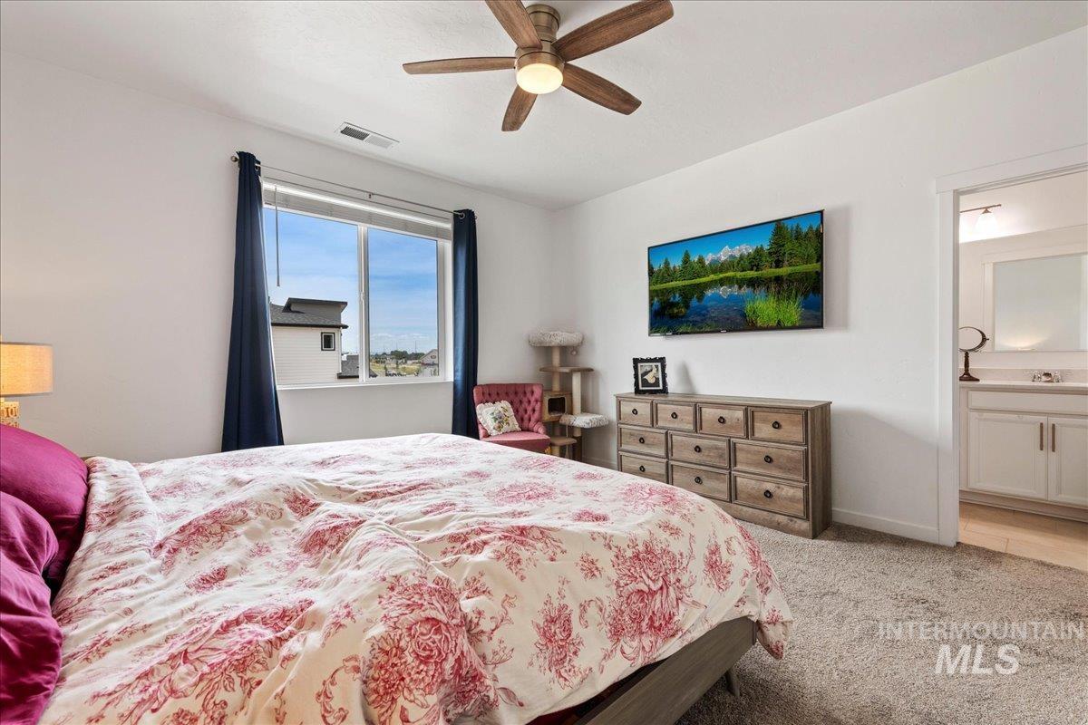 313 N Stone Canyon, Star, Idaho 83669, 3 Bedrooms, 2.5 Bathrooms, Residential For Sale, Price $365,000, 98987171