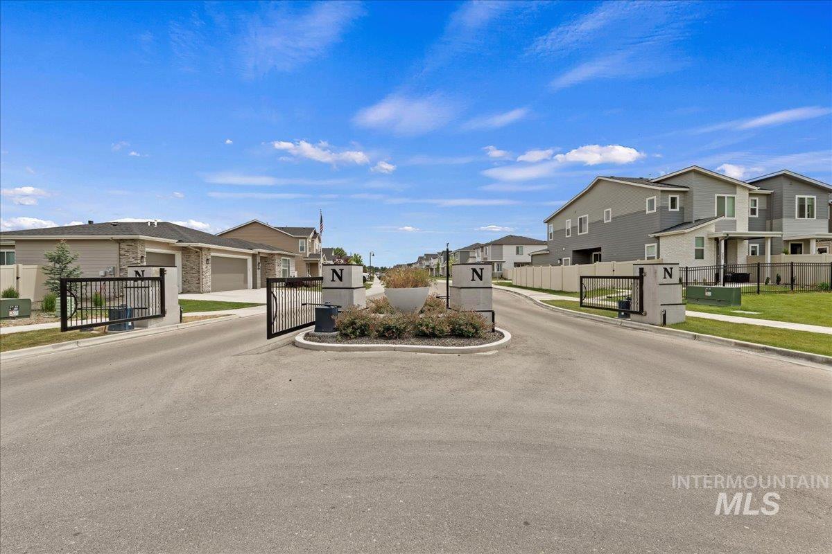 313 N Stone Canyon, Star, Idaho 83669, 3 Bedrooms, 2.5 Bathrooms, Residential For Sale, Price $365,000, 98987171