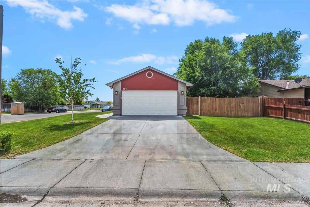 329 Palace Way, Nampa, Idaho 83687, 3 Bedrooms, 1 Bathroom, Residential For Sale, Price $358,000, 98987173