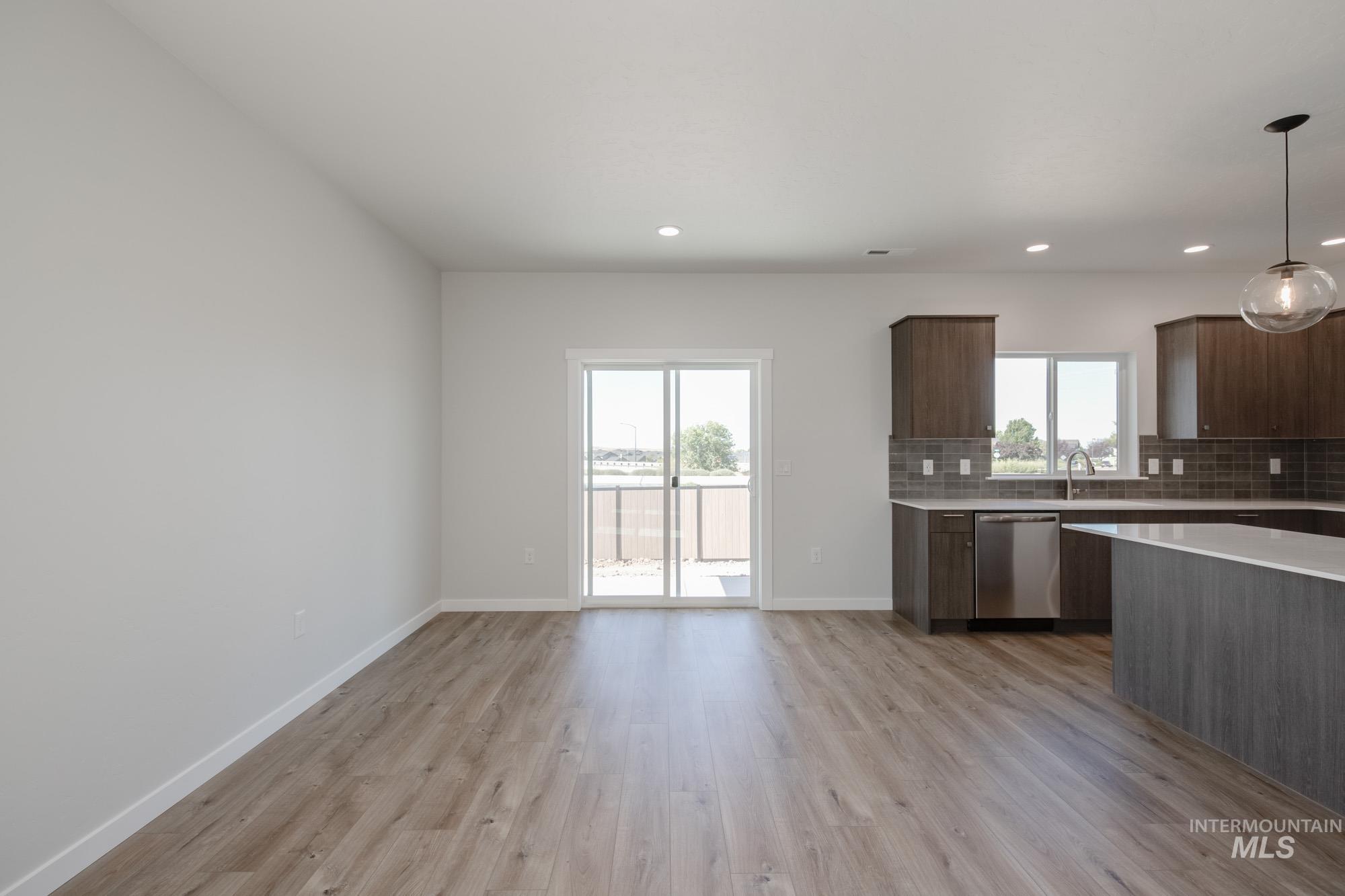 2055 S Border Way, Meridian, Idaho 83642, 4 Bedrooms, 2 Bathrooms, Residential For Sale, Price $549,990, 98987176