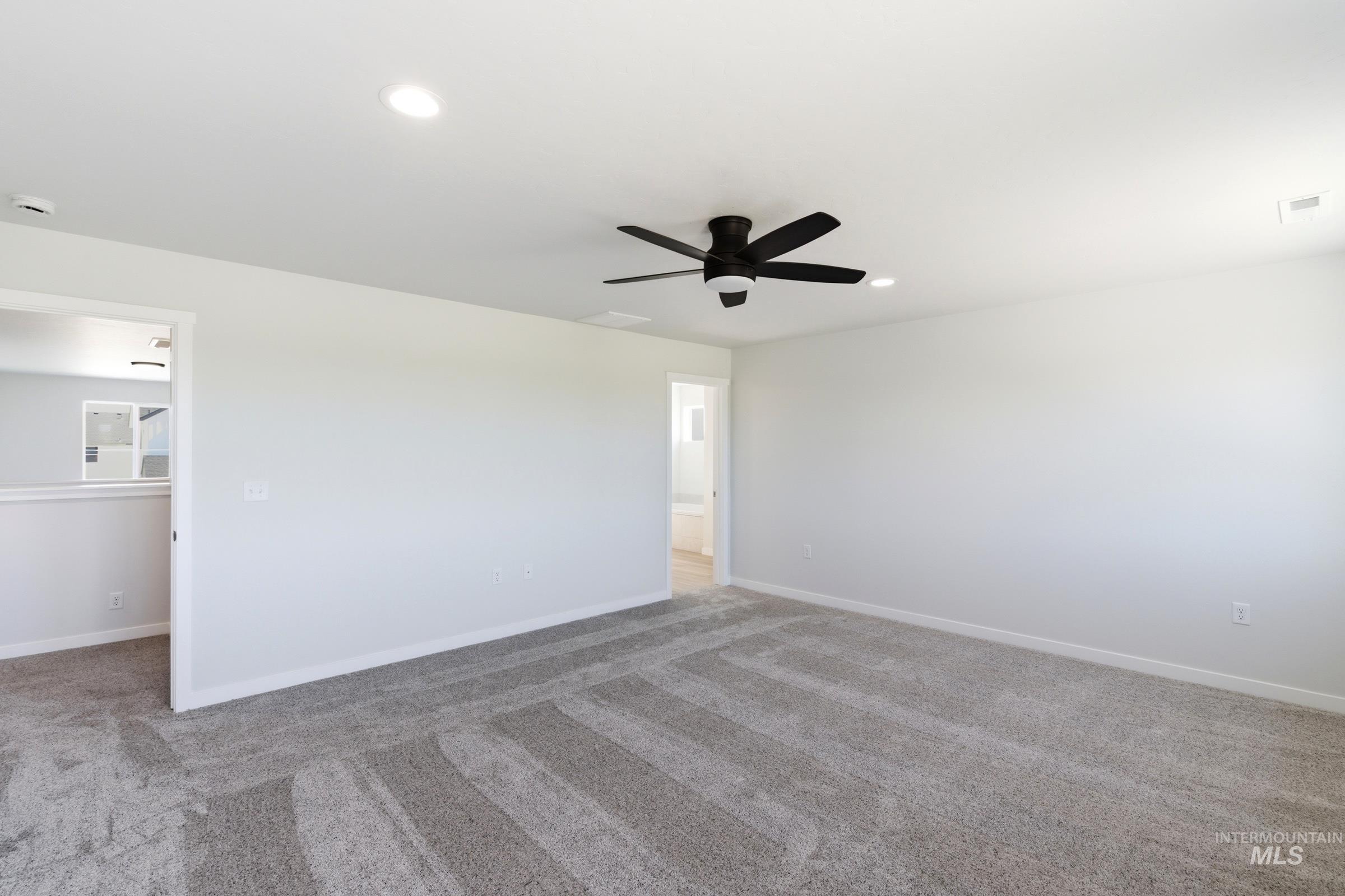 13677 Redway Ct, Caldwell, Idaho 83607, 5 Bedrooms, 2.5 Bathrooms, Residential For Sale, Price $499,990, 98987179