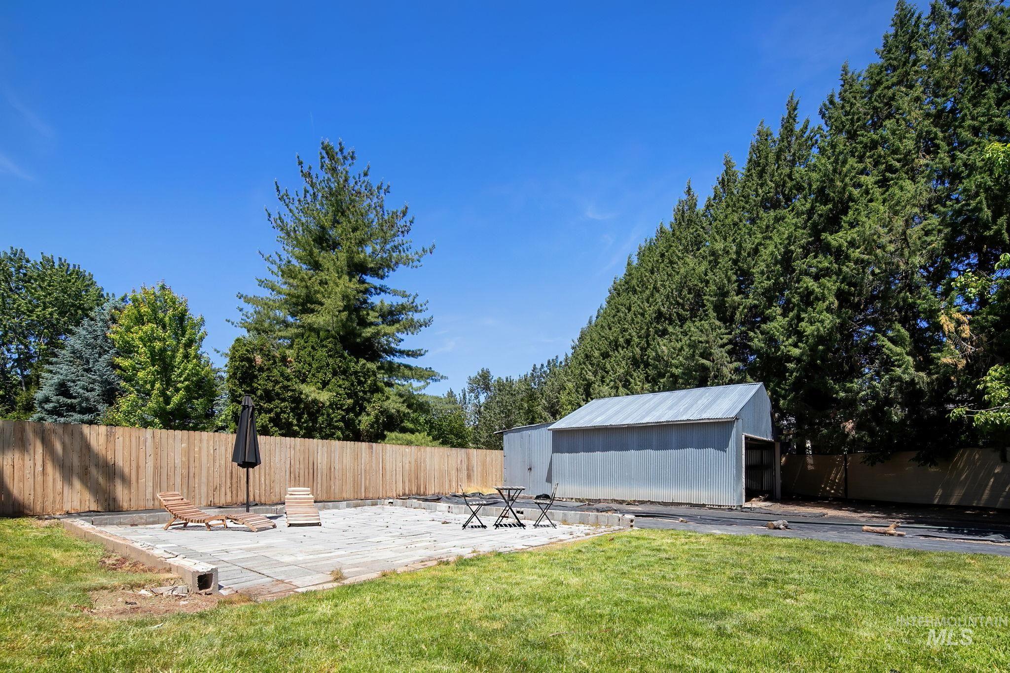 7720 W Preece Dr, Boise, Idaho 83704, 3 Bedrooms, 2 Bathrooms, Residential For Sale, Price $499,000, 98987182