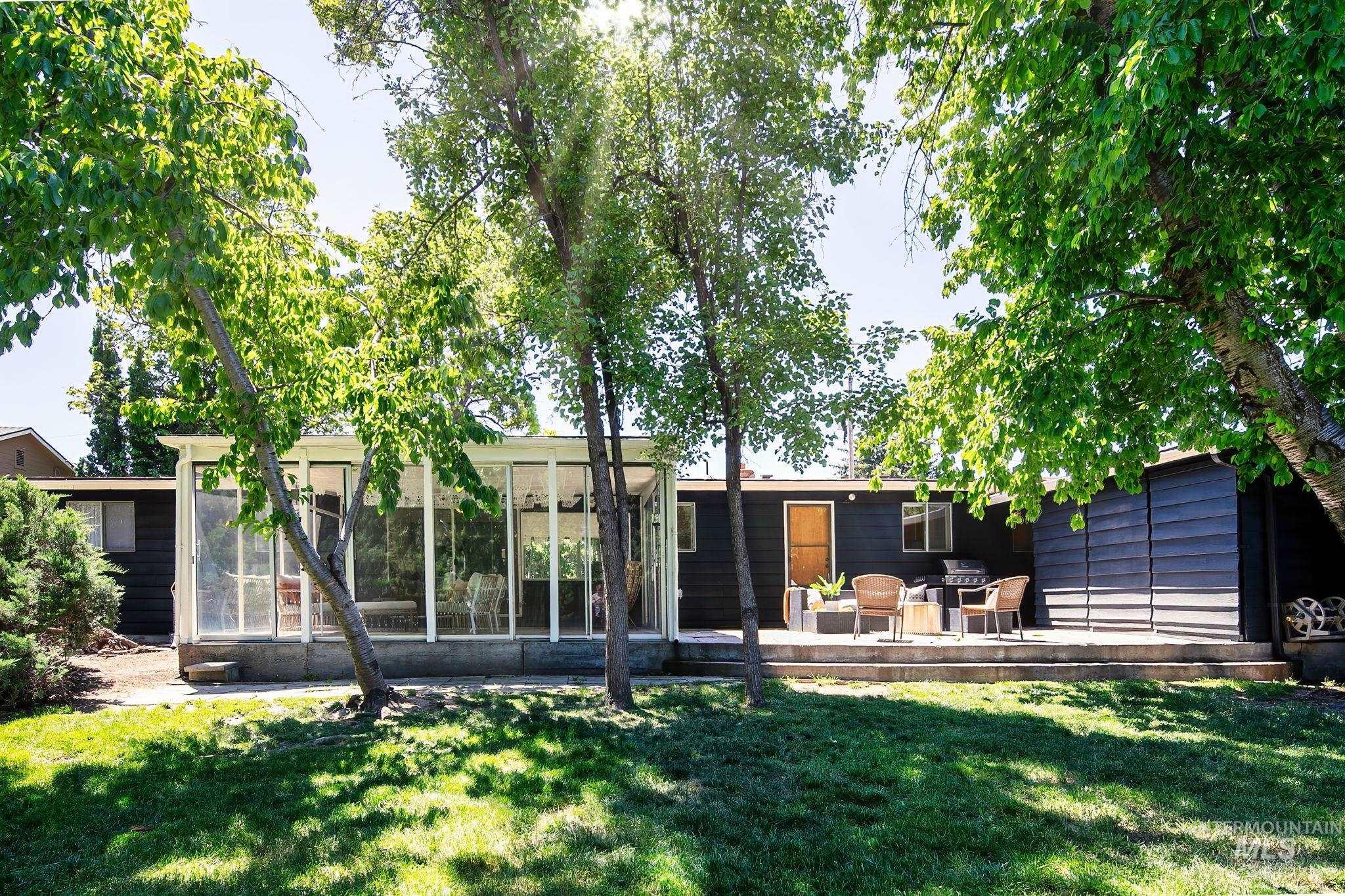 7720 W Preece Dr, Boise, Idaho 83704, 3 Bedrooms, 2 Bathrooms, Residential For Sale, Price $499,000, 98987182