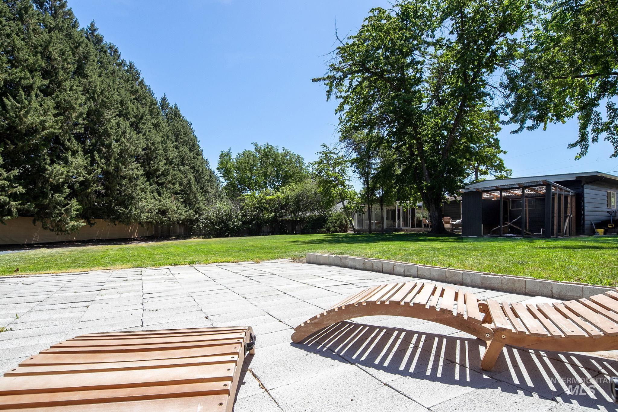 7720 W Preece Dr, Boise, Idaho 83704, 3 Bedrooms, 2 Bathrooms, Residential For Sale, Price $499,000, 98987182