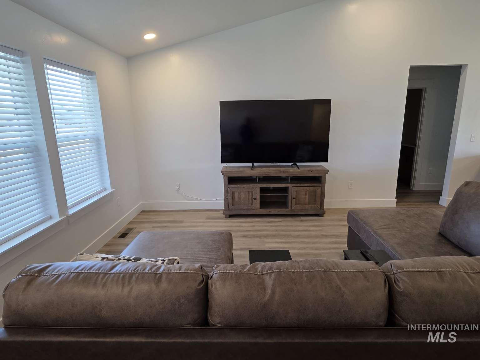 322 N 11th St, Parma, Idaho 83660, 3 Bedrooms, 2 Bathrooms, Residential For Sale, Price $359,900, 98987183