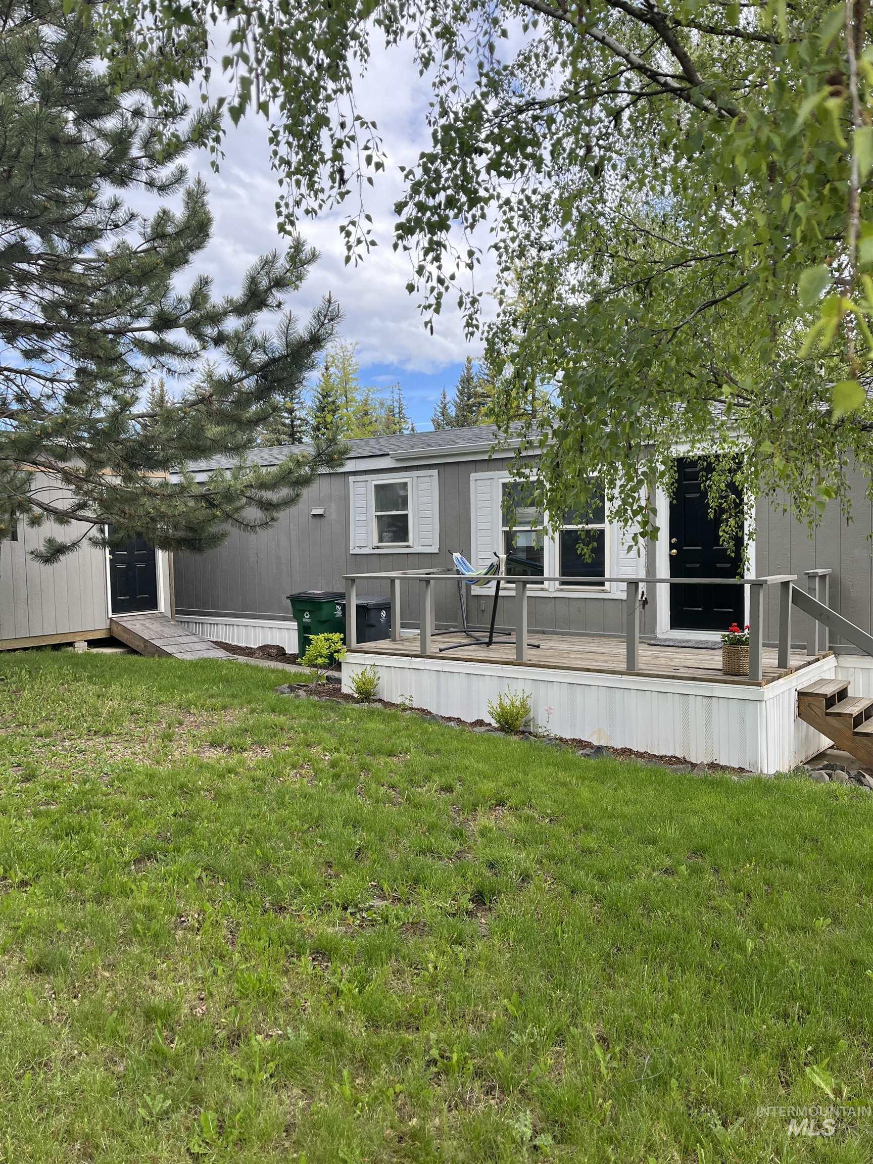 411 N Almon, Moscow, Idaho 83843, 2 Bedrooms, 2 Bathrooms, Residential For Sale, Price $73,500, 98987185