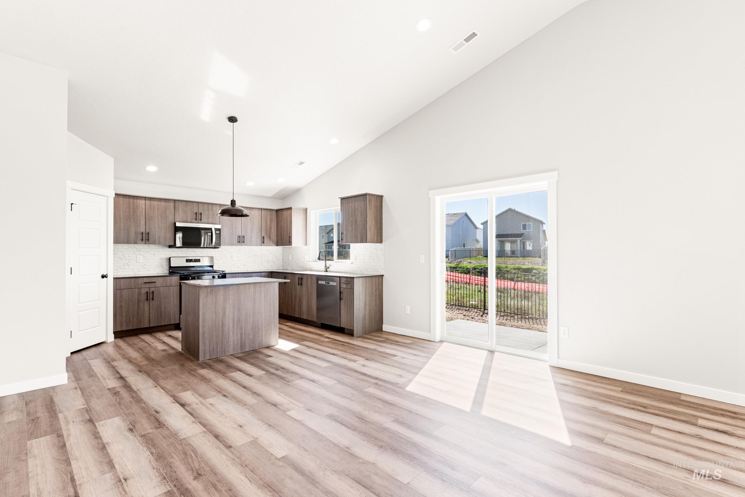 12777 Ropers St, Nampa, Idaho 83651, 4 Bedrooms, 2 Bathrooms, Residential For Sale, Price $449,990, 98987190