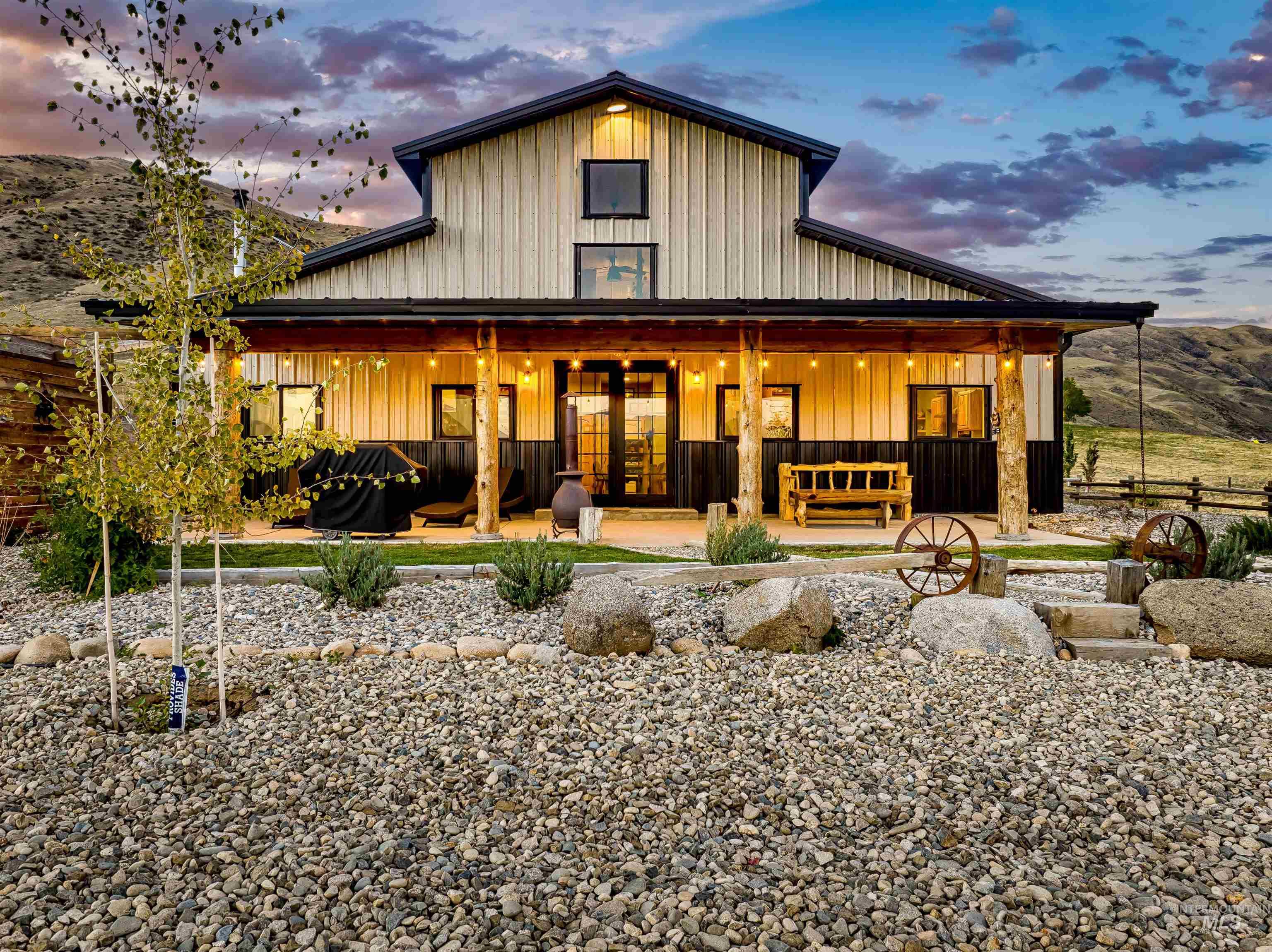 41 Watson Lane, Horseshoe Bend, Idaho 83629, 3 Bedrooms, 2.5 Bathrooms, Residential For Sale, Price $900,000, 98987191