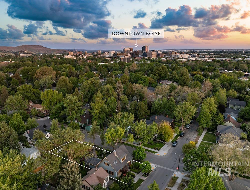 1000 N 21st, Boise, Idaho 83702, 3 Bedrooms, 3 Bathrooms, Residential For Sale, Price $1,089,000, 98987194