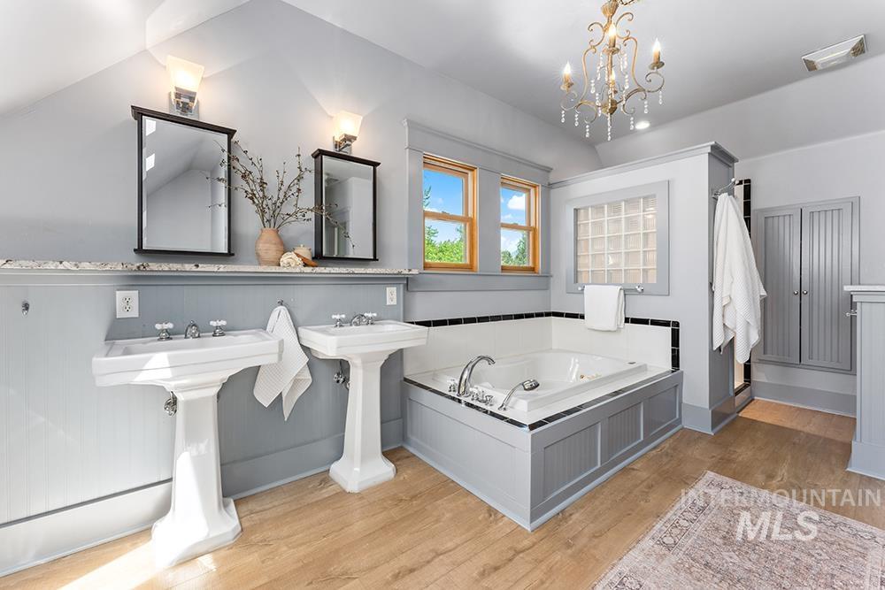 1000 N 21st, Boise, Idaho 83702, 3 Bedrooms, 3 Bathrooms, Residential For Sale, Price $1,089,000, 98987194