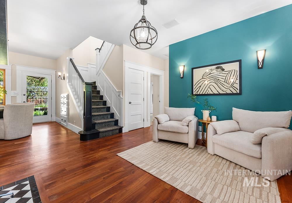 1000 N 21st, Boise, Idaho 83702, 3 Bedrooms, 3 Bathrooms, Residential For Sale, Price $1,089,000, 98987194