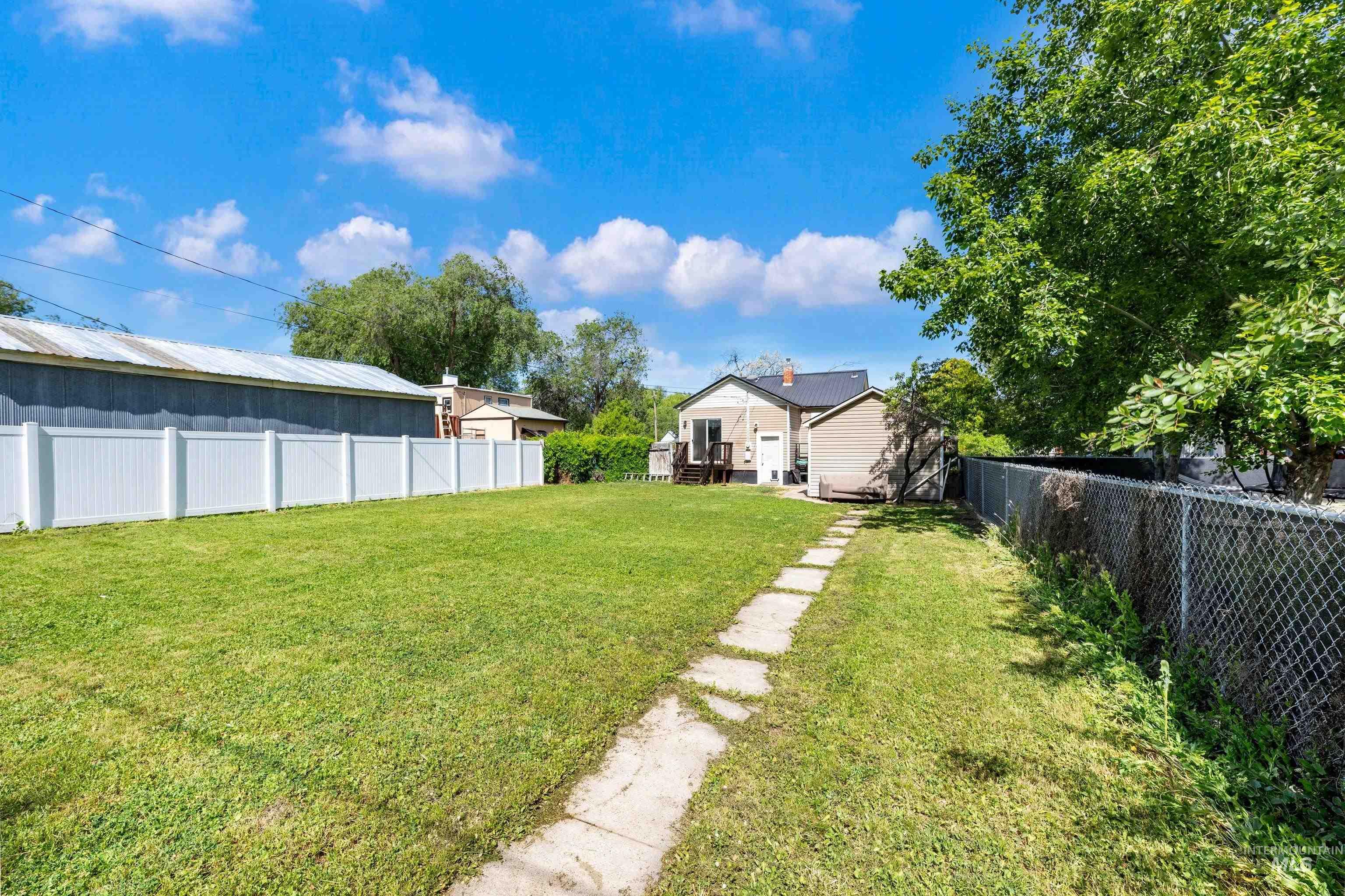 1116 9th Ave S, Nampa, Idaho 83651, 4 Bedrooms, 1 Bathroom, Residential For Sale, Price $315,000, 98987196