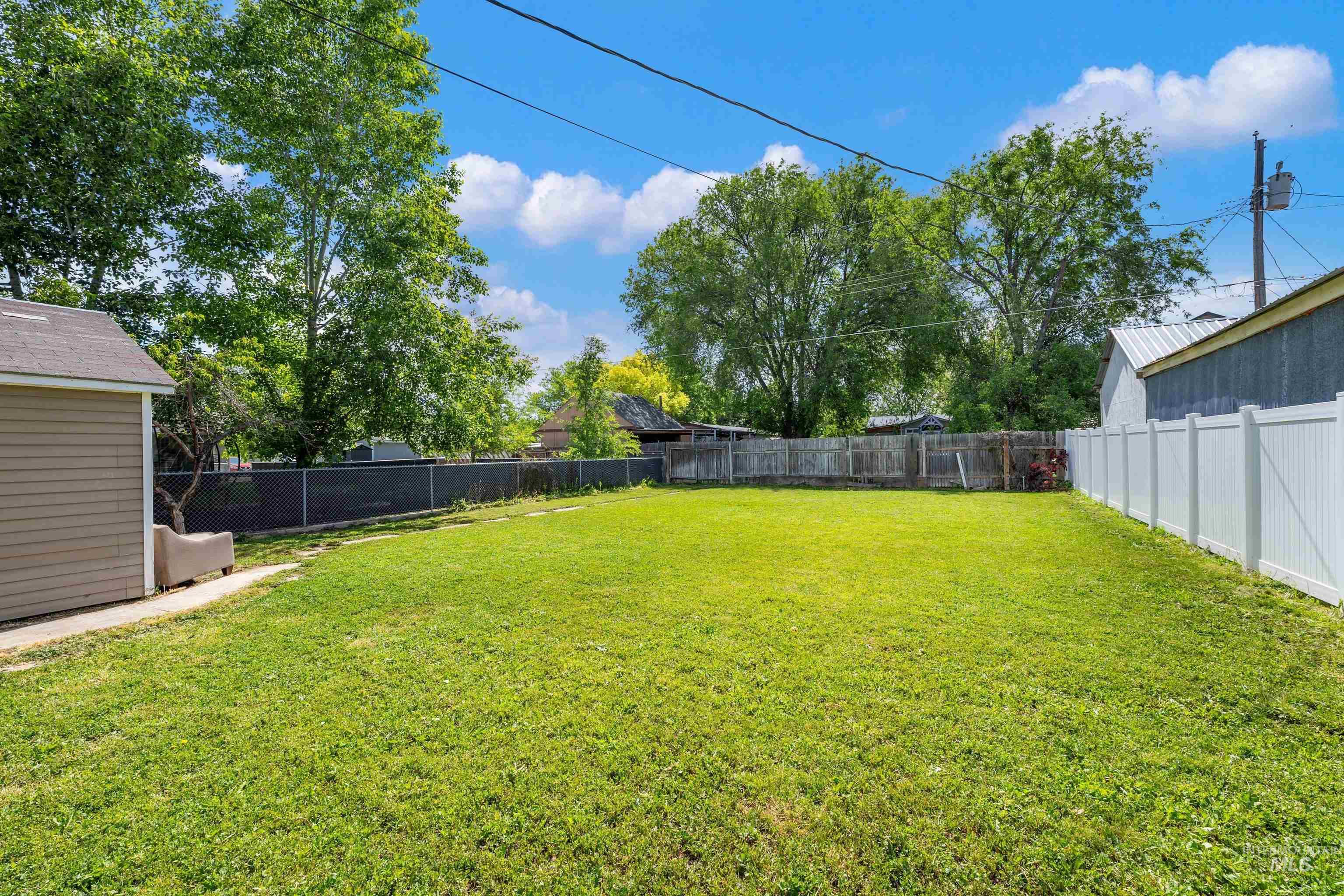1116 9th Ave S, Nampa, Idaho 83651, 4 Bedrooms, 1 Bathroom, Residential For Sale, Price $315,000, 98987196