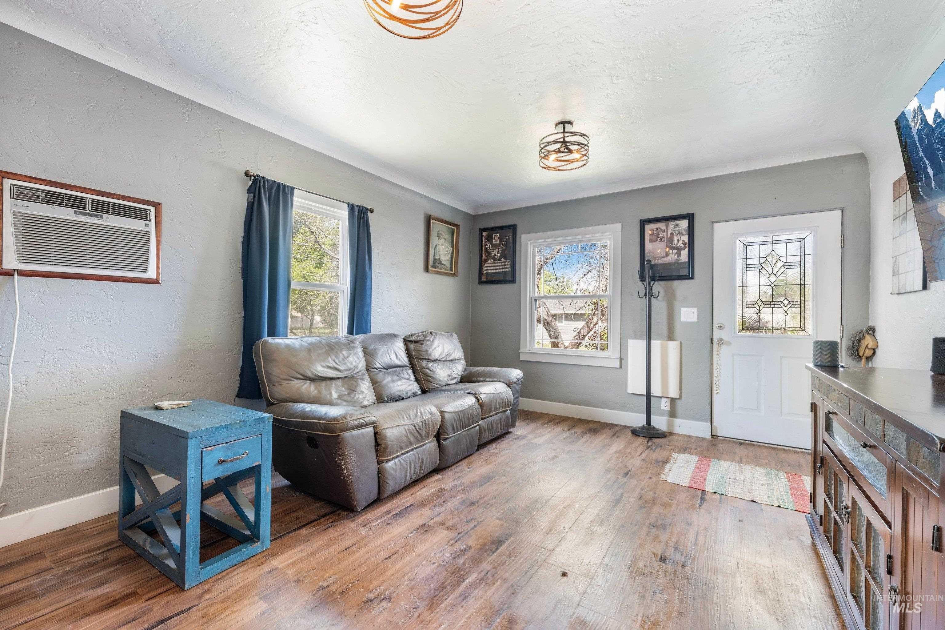 1116 9th Ave S, Nampa, Idaho 83651, 4 Bedrooms, 1 Bathroom, Residential For Sale, Price $315,000, 98987196