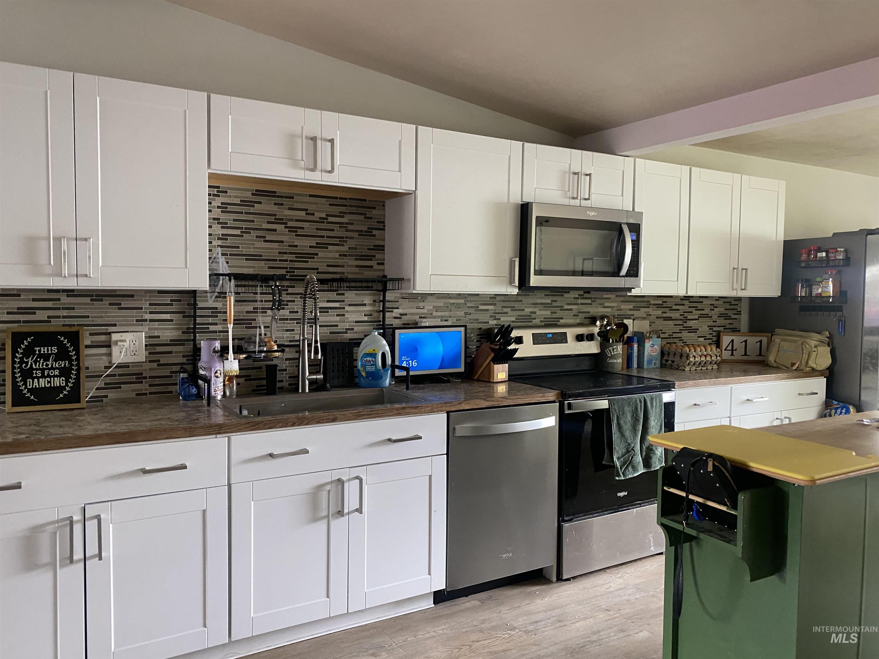 411 Chestnut, Mountain Home, Idaho 83647, 3 Bedrooms, 2 Bathrooms, Residential For Sale, Price $309,900, 98987197