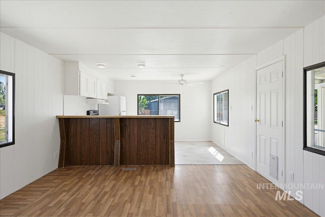 1600 E Main St, Emmett, Idaho 83617, 2 Bedrooms, 1 Bathroom, Residential For Sale, Price $59,500, 98987198