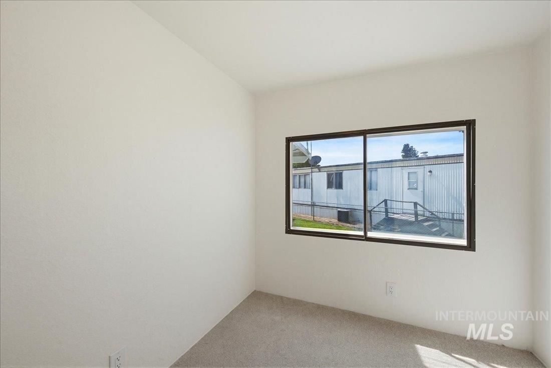 1600 E Main St, Emmett, Idaho 83617, 2 Bedrooms, 1 Bathroom, Residential For Sale, Price $59,500, 98987198