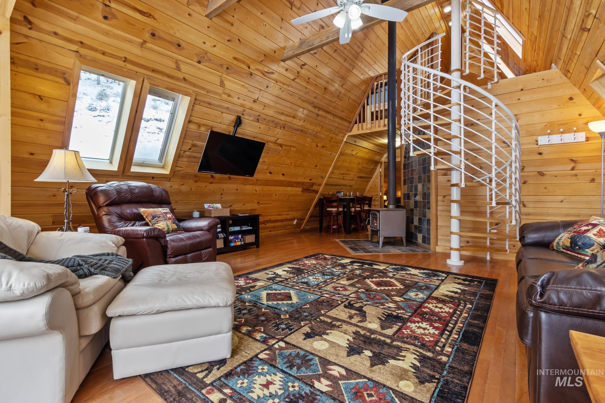 60 Wilderness Ranch Rd, Boise, Idaho 83716, 2 Bedrooms, 2 Bathrooms, Residential For Sale, Price $545,000, 98987201