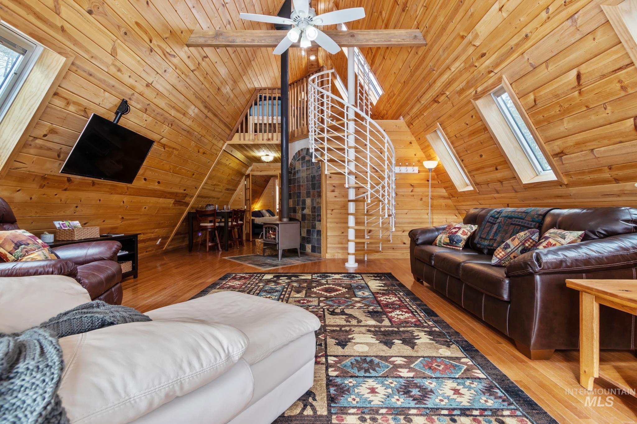 60 Wilderness Ranch Rd, Boise, Idaho 83716, 2 Bedrooms, 2 Bathrooms, Residential For Sale, Price $545,000, 98987201