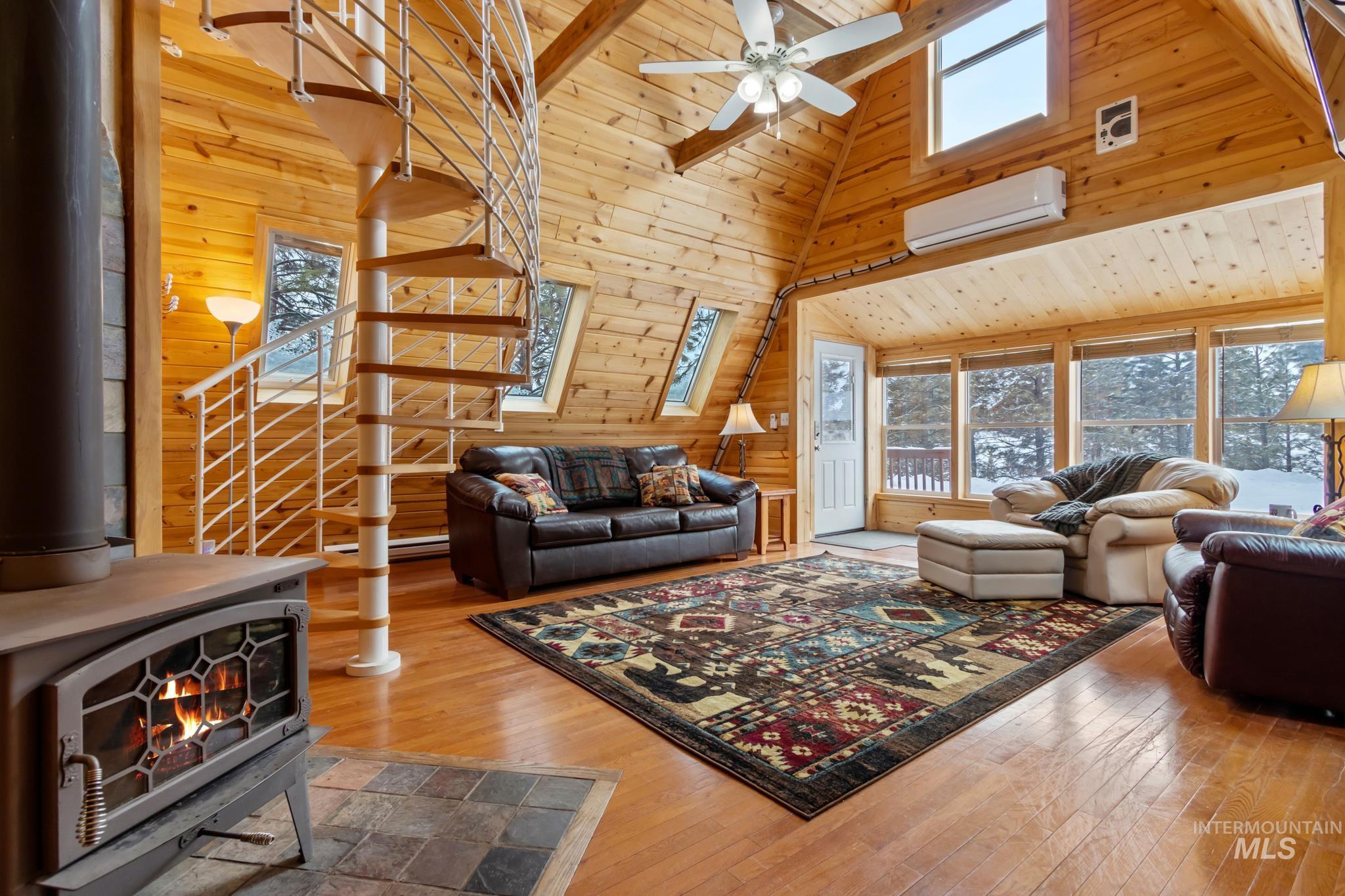 60 Wilderness Ranch Rd, Boise, Idaho 83716, 2 Bedrooms, 2 Bathrooms, Residential For Sale, Price $545,000, 98987201