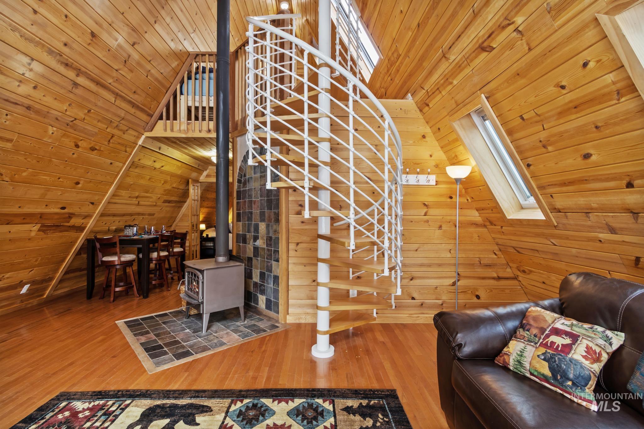 60 Wilderness Ranch Rd, Boise, Idaho 83716, 2 Bedrooms, 2 Bathrooms, Residential For Sale, Price $545,000, 98987201