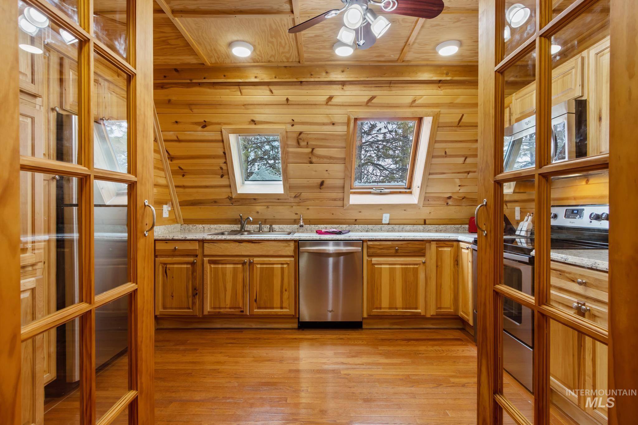 60 Wilderness Ranch Rd, Boise, Idaho 83716, 2 Bedrooms, 2 Bathrooms, Residential For Sale, Price $545,000, 98987201