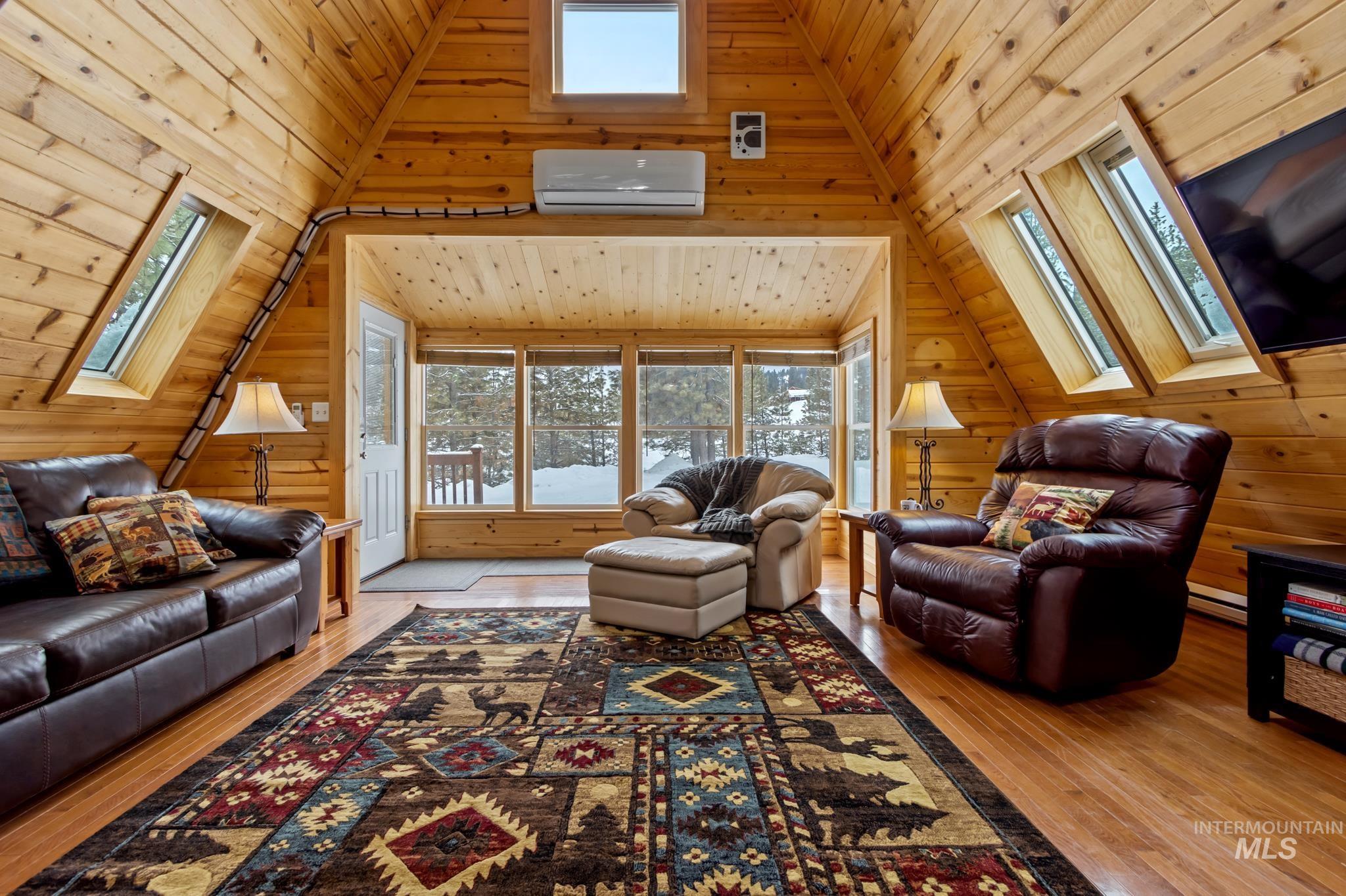 60 Wilderness Ranch Rd, Boise, Idaho 83716, 2 Bedrooms, 2 Bathrooms, Residential For Sale, Price $545,000, 98987201