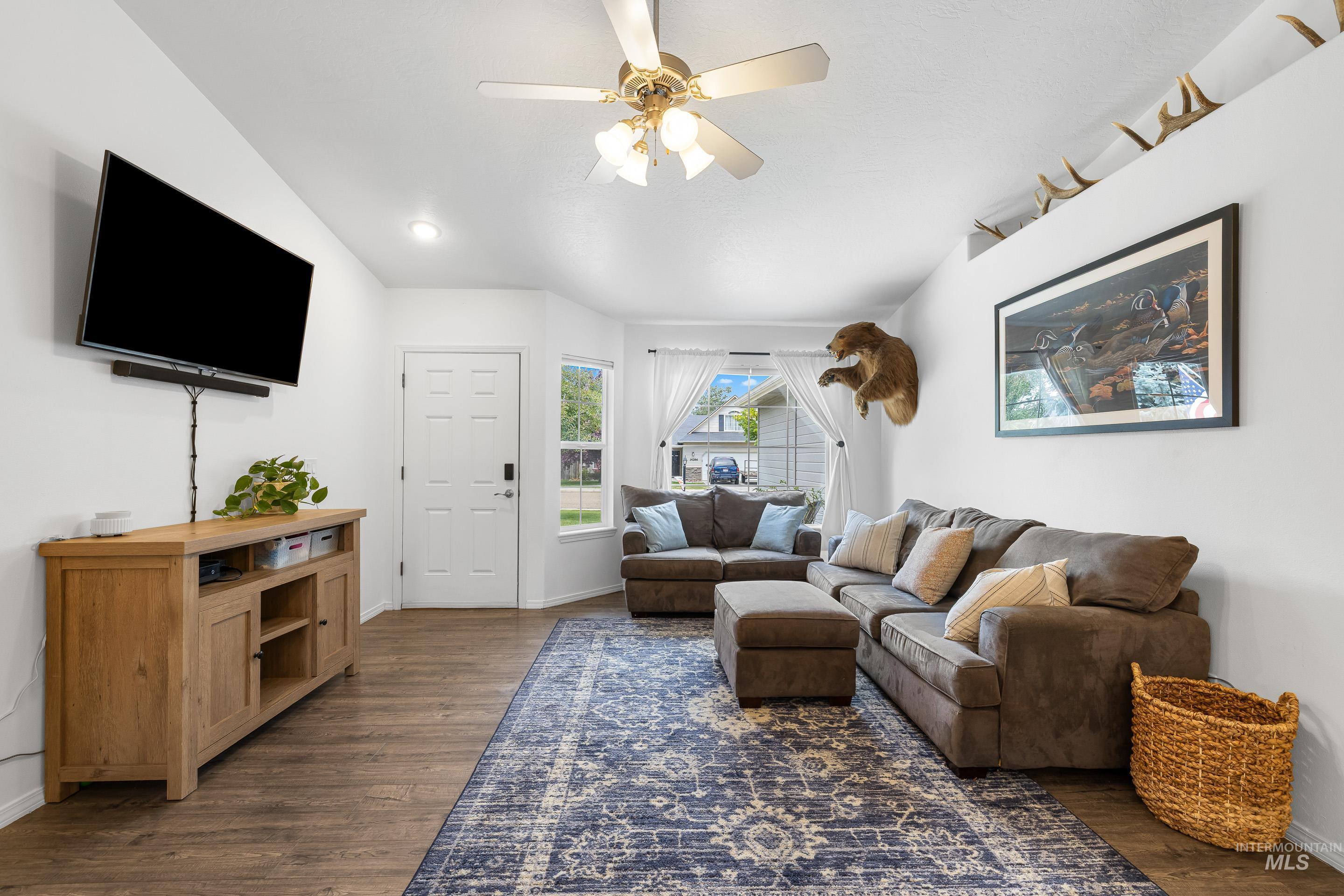 14285 Tara Street, Caldwell, Idaho 83607, 3 Bedrooms, 2 Bathrooms, Residential For Sale, Price $365,000, 98987202