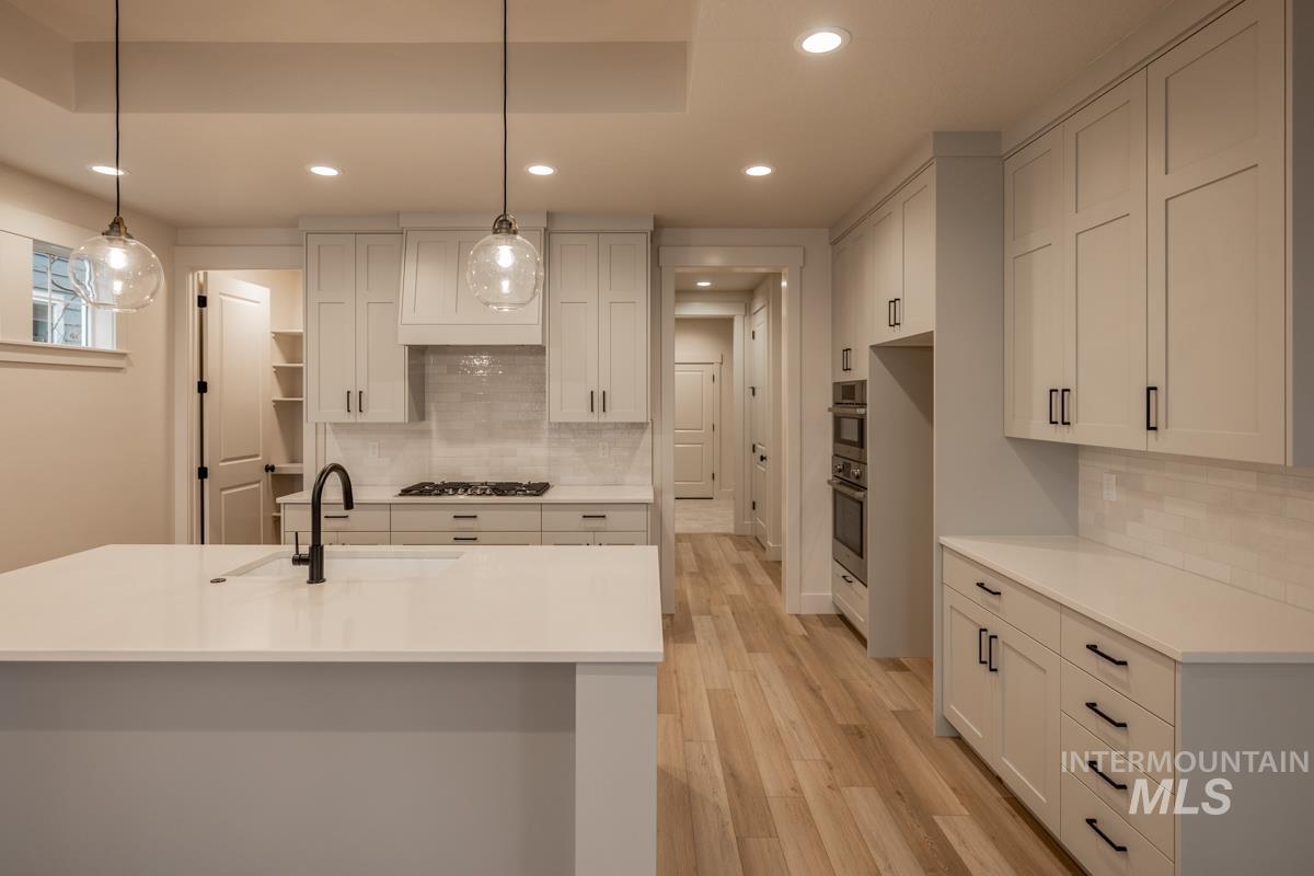 989 E Escalation St, Meridian, Idaho 83642, 3 Bedrooms, 2.5 Bathrooms, Residential For Sale, Price $594,900, 98987203