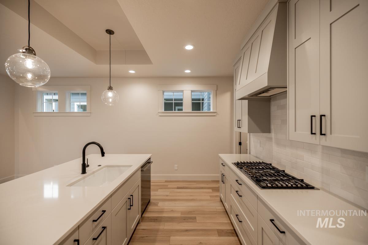 989 E Escalation St, Meridian, Idaho 83642, 3 Bedrooms, 2.5 Bathrooms, Residential For Sale, Price $594,900, 98987203