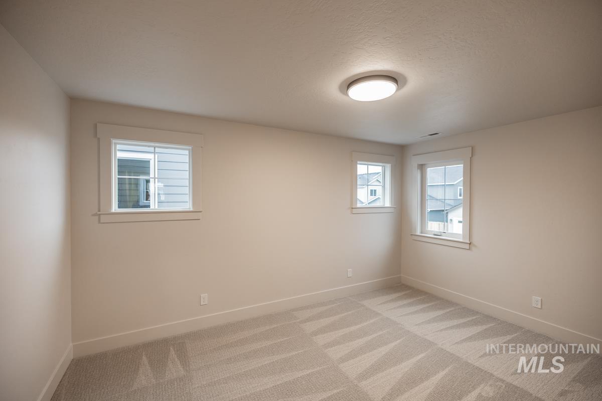 989 E Escalation St, Meridian, Idaho 83642, 3 Bedrooms, 2.5 Bathrooms, Residential For Sale, Price $594,900, 98987203