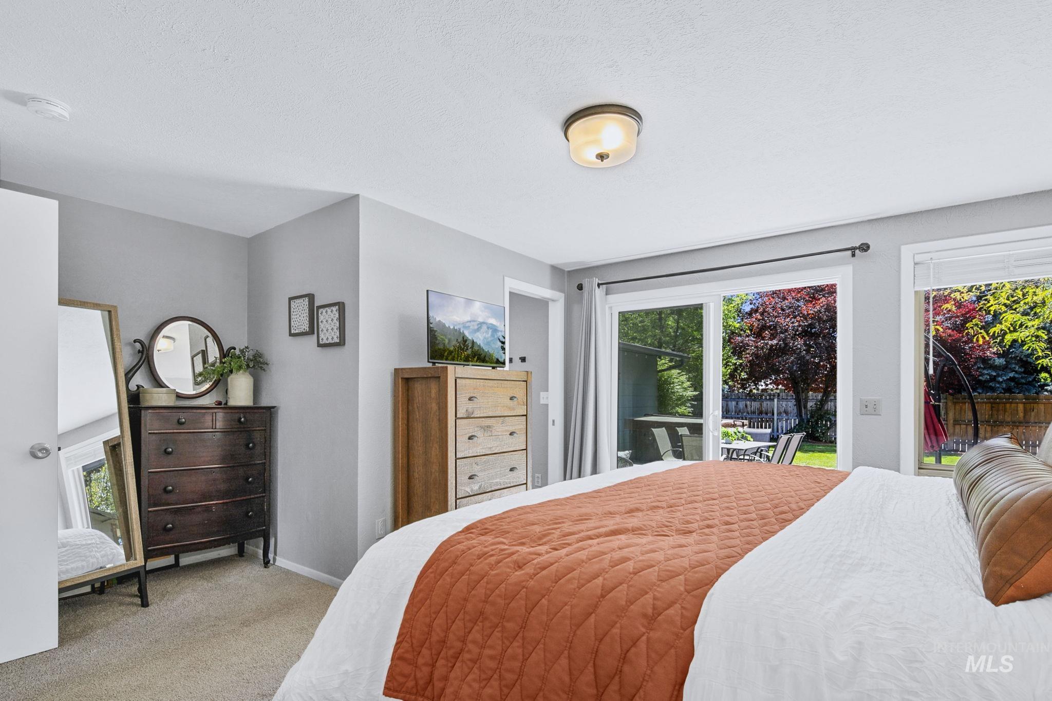 2135 N Dalton Ave, Boise, Idaho 83704, 3 Bedrooms, 2 Bathrooms, Residential For Sale, Price $479,900, 98987204