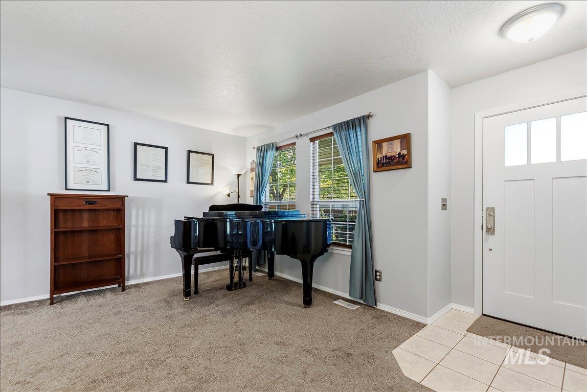 8554 W. Orbit Drive, Boise, Idaho 83709, 4 Bedrooms, 2.5 Bathrooms, Residential For Sale, Price $479,900, 98987206