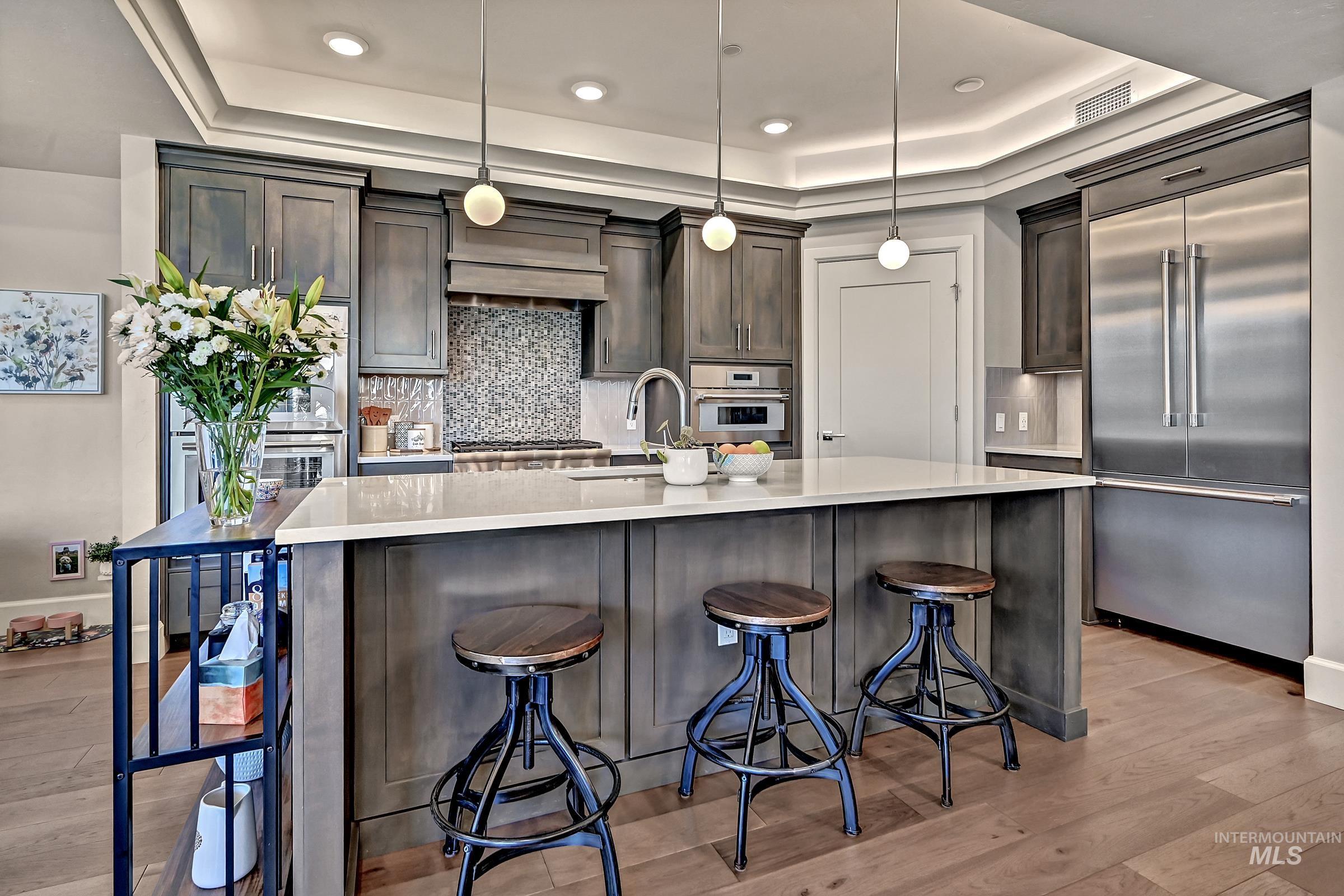 3075 W Crescent Rim Dr Apt 206, Boise, Idaho 83706-3067, 2 Bedrooms, 2.5 Bathrooms, Residential For Sale, Price $1,000,000, 98987210